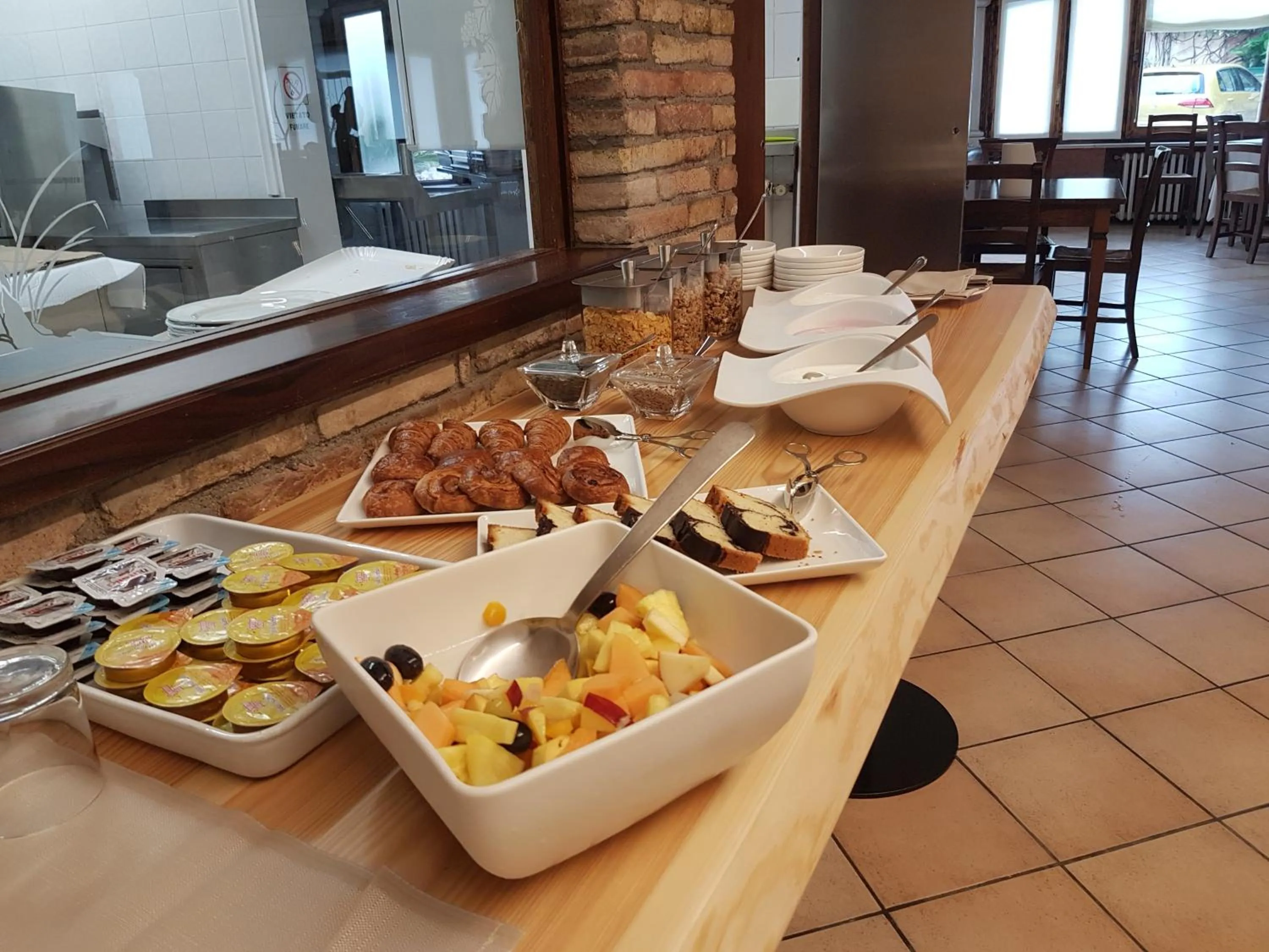 Breakfast in Hotel San Lorenzo