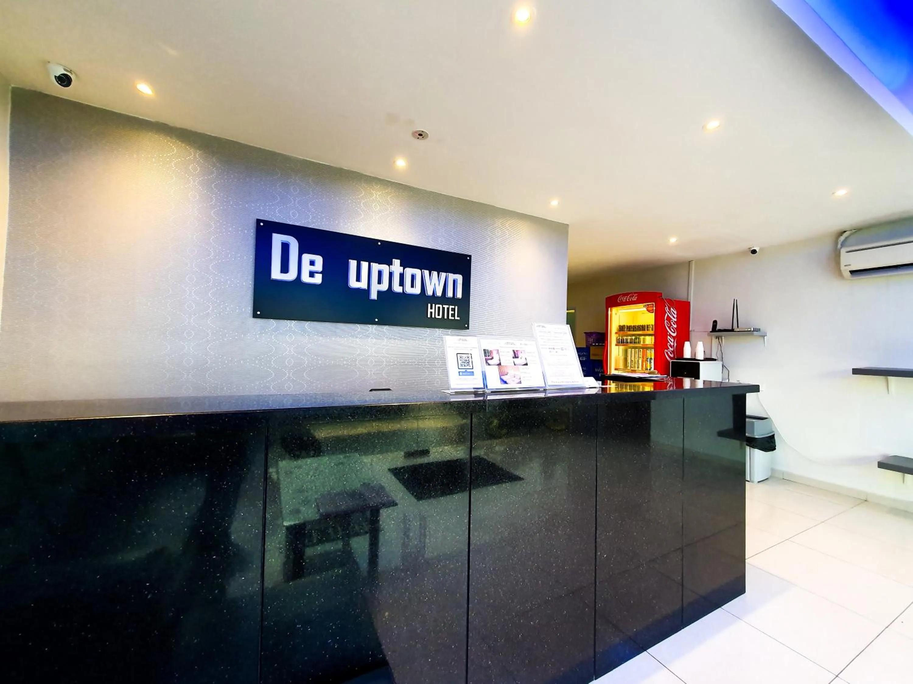Property logo or sign in De UPTOWN Hotel @ P.J. 222