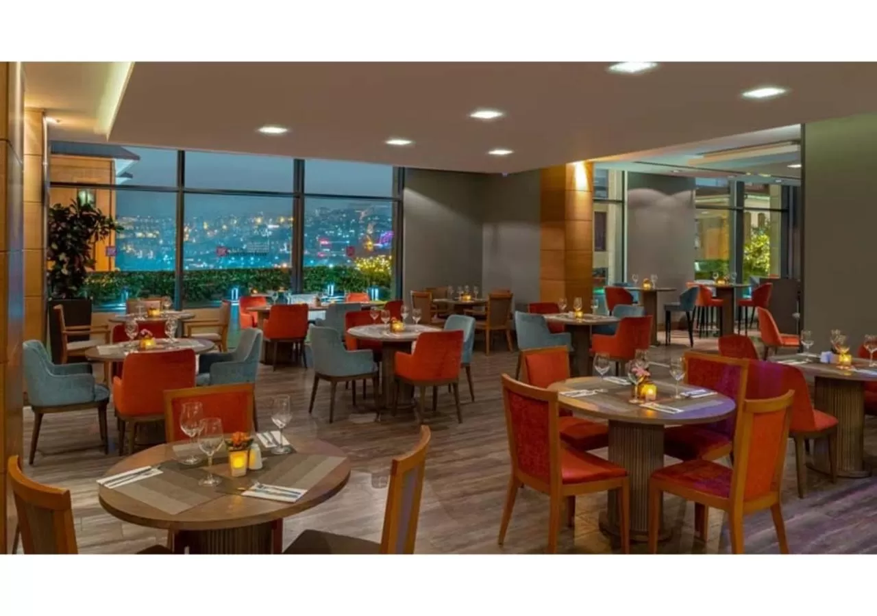 Restaurant/places to eat in Dosso Dossi Hotels & SPA Golden Horn