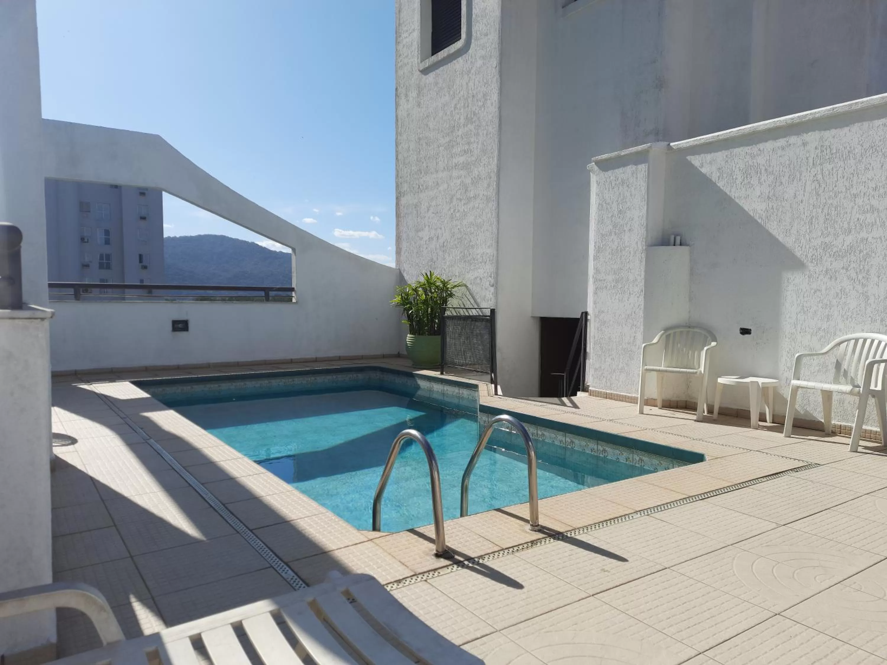 Pool view in Hotel Canto do Atlântico