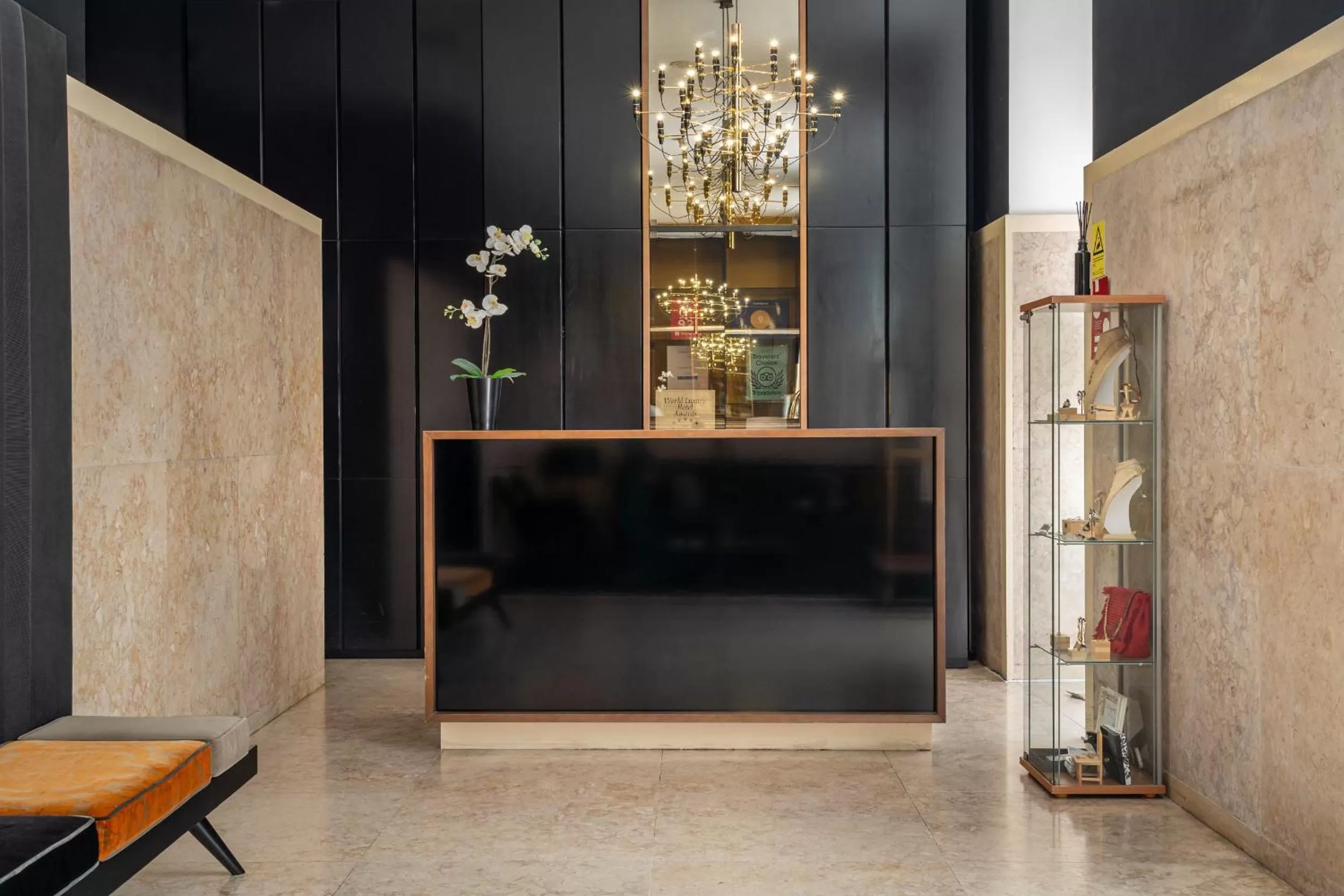 Lobby or reception in Hotel do Chiado