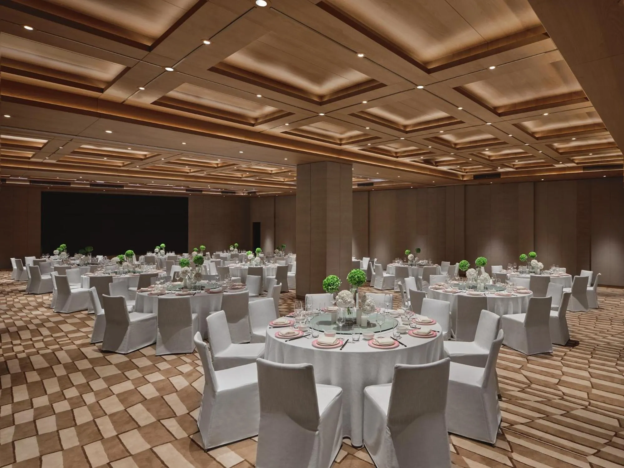 Banquet/Function facilities in Hotel Indigo Hangzhou Uptown,Close to Westlake , boutique design hotel with freeflow minibar