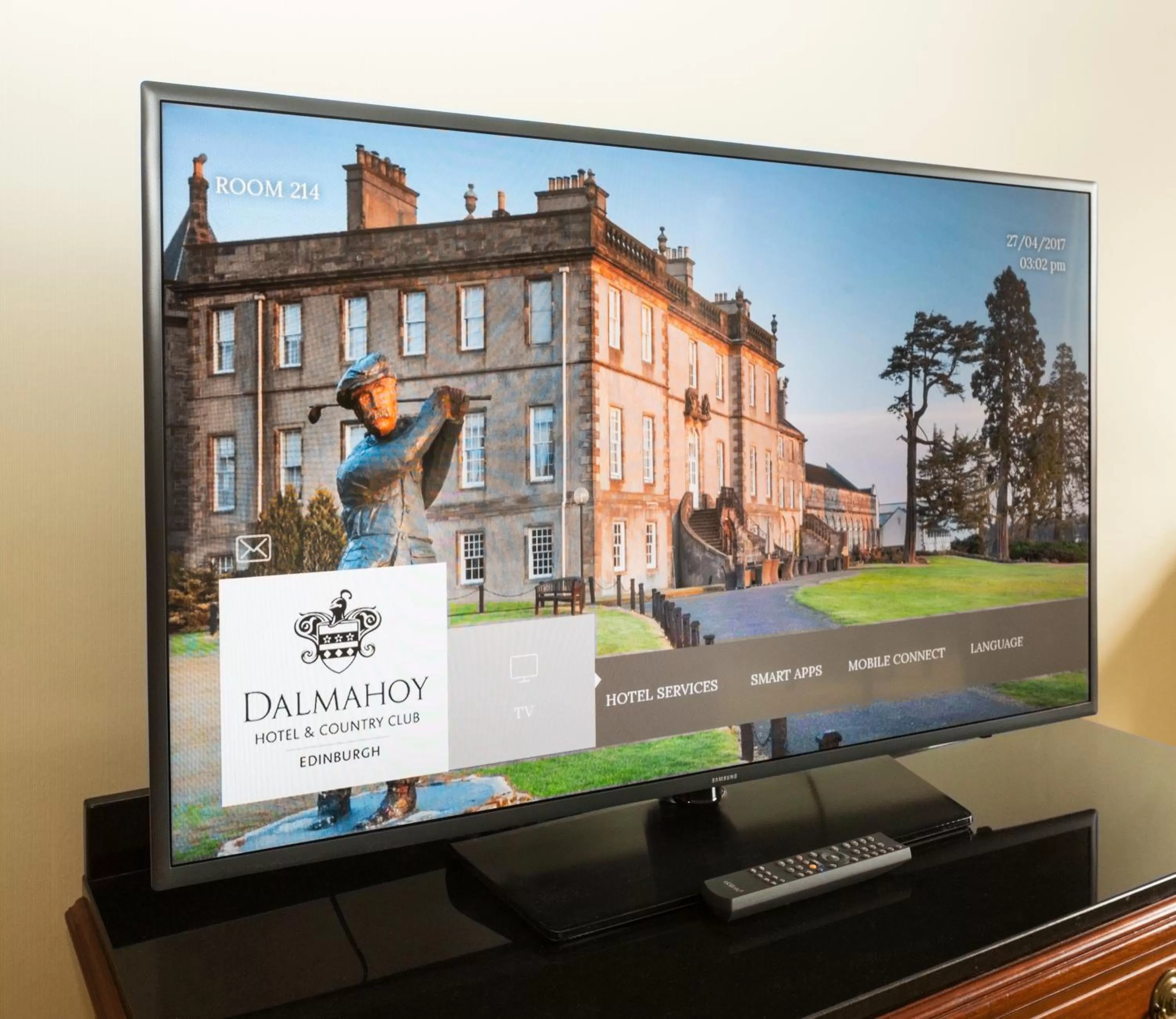 TV and multimedia in Dalmahoy Hotel & Country Club