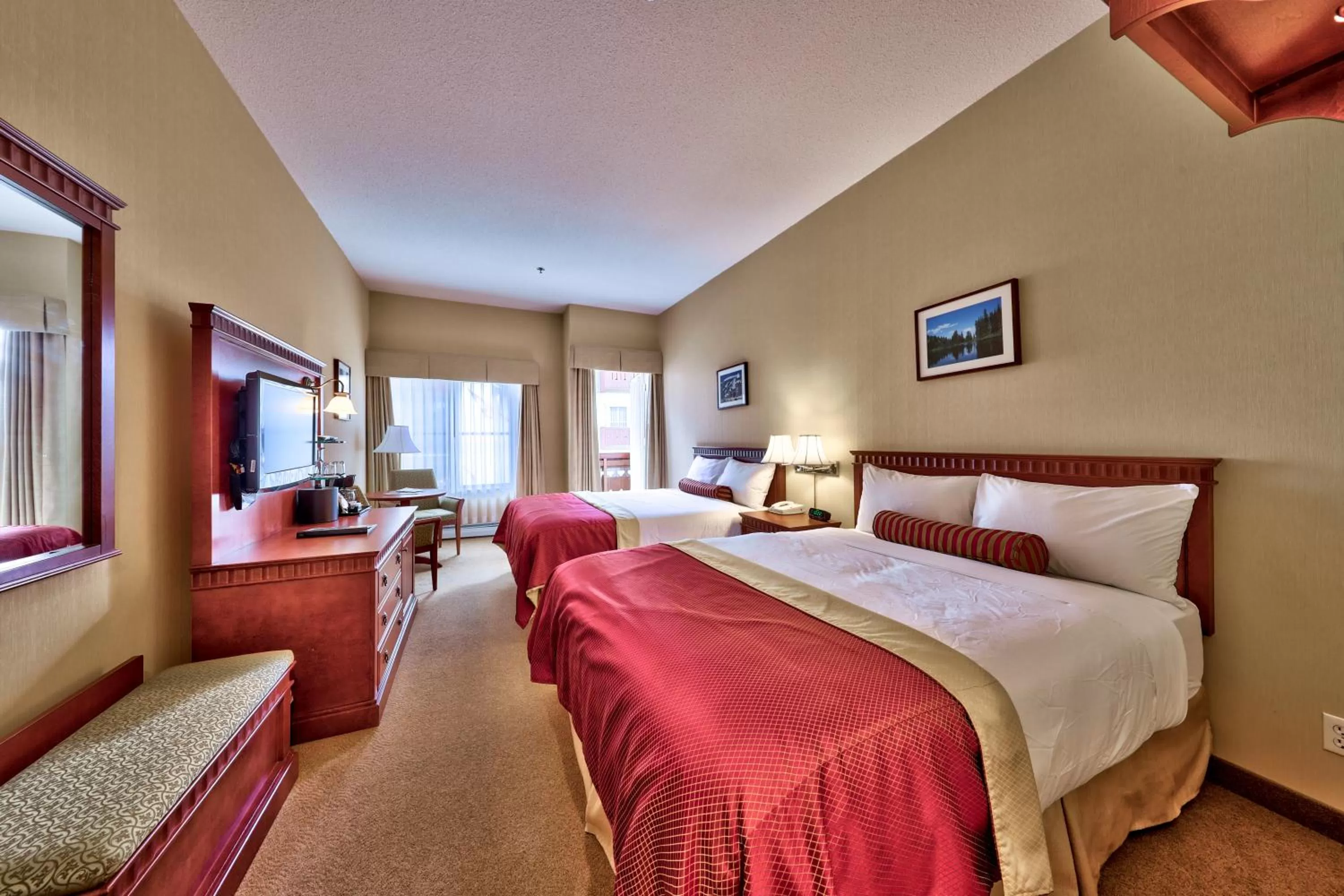 Photo of the whole room, Bed in Sun Peaks Lodge