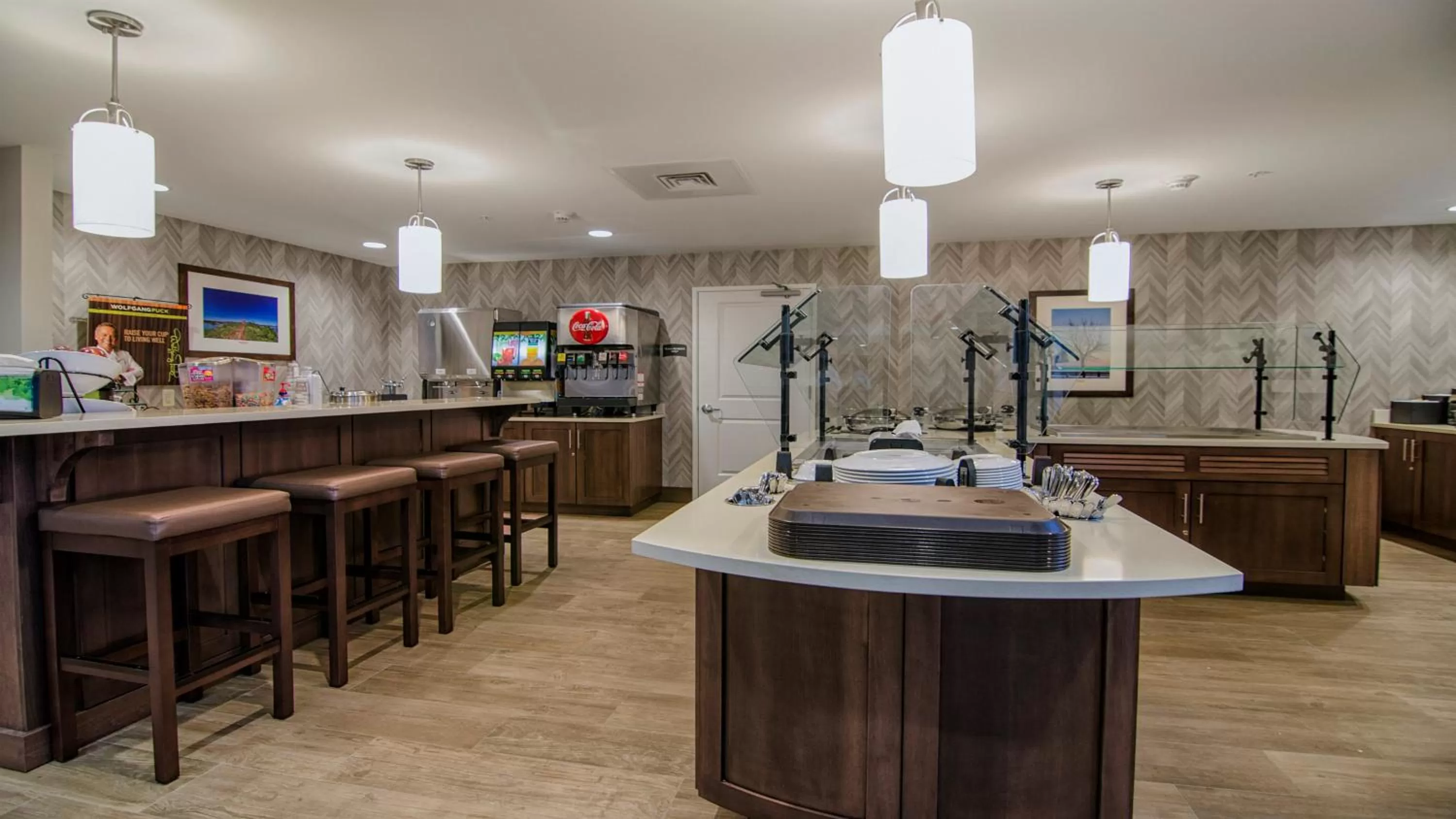 Breakfast in Staybridge Suites Marquette by IHG