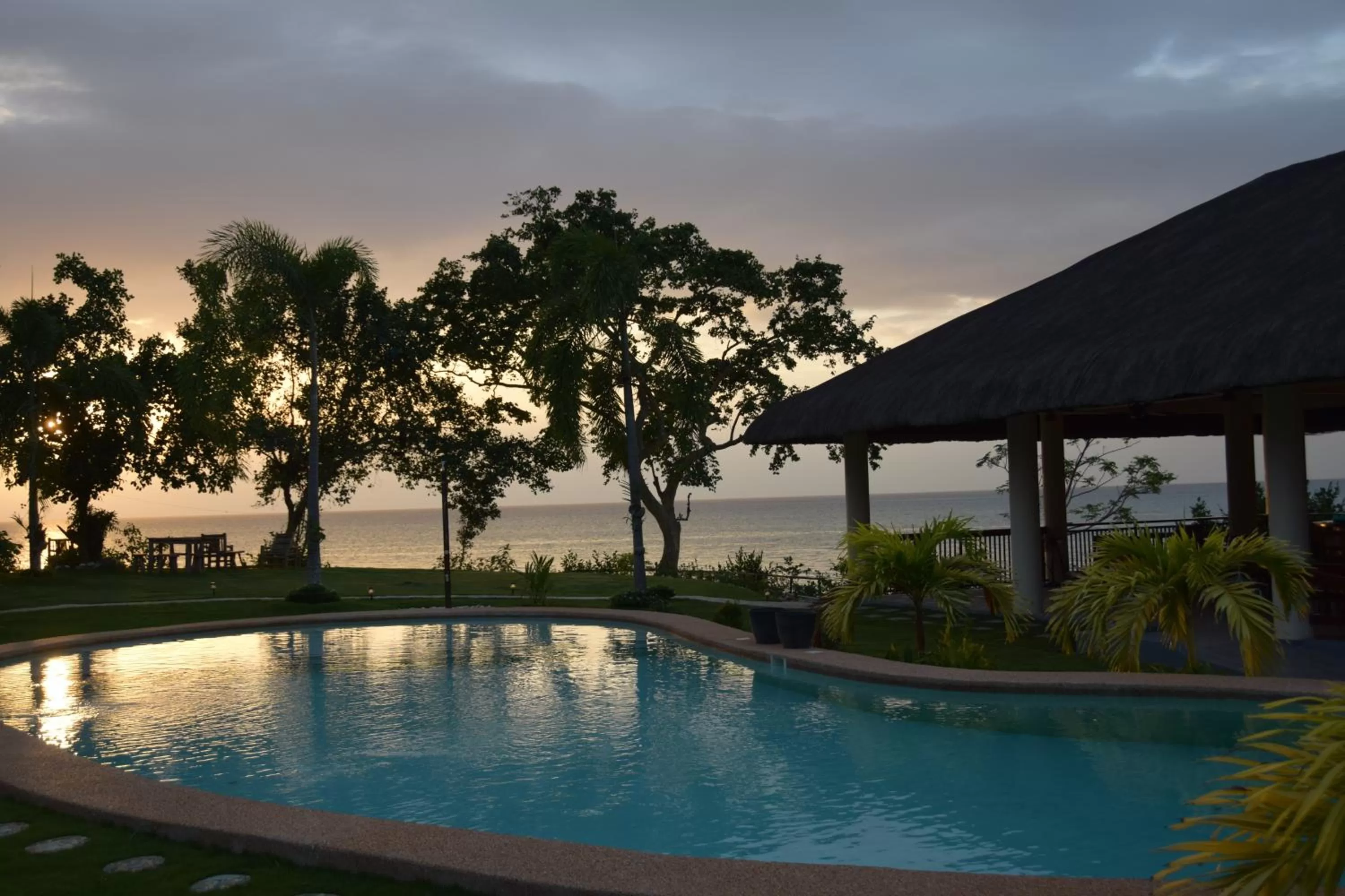 Facade/entrance in Kasagpan