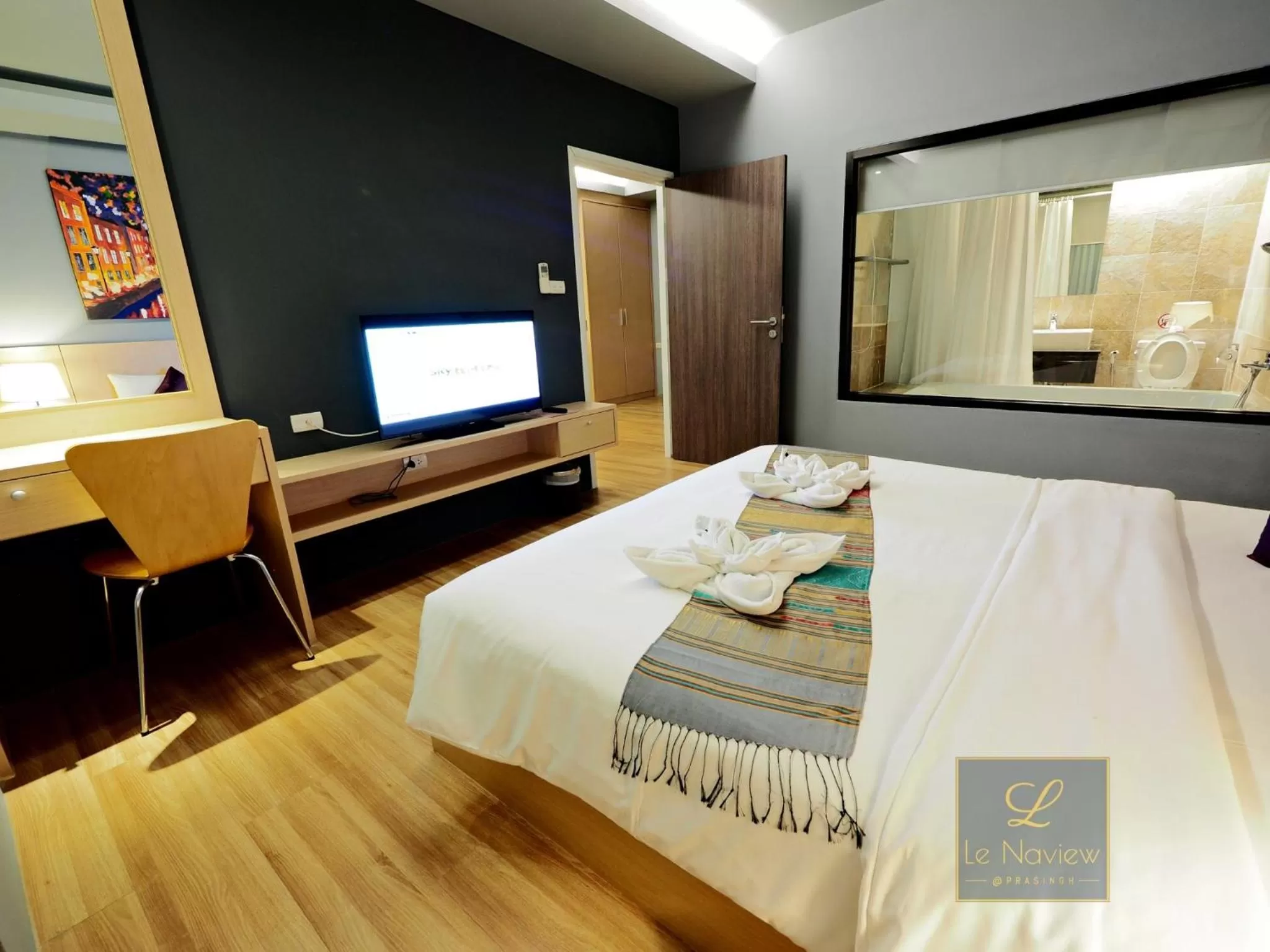 Bed in Le Naview @Prasingh