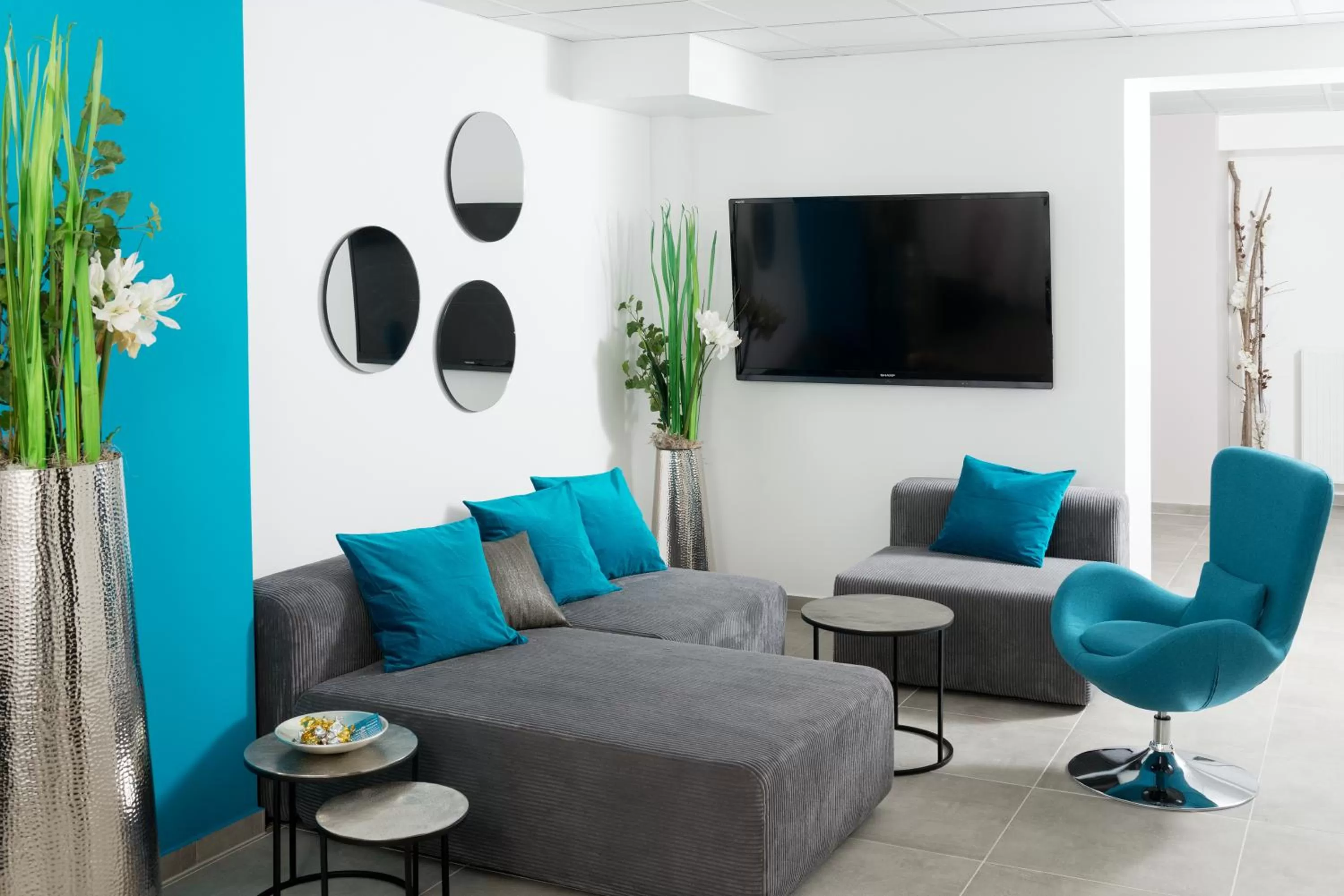 Communal lounge/ TV room in MOTEL24seven