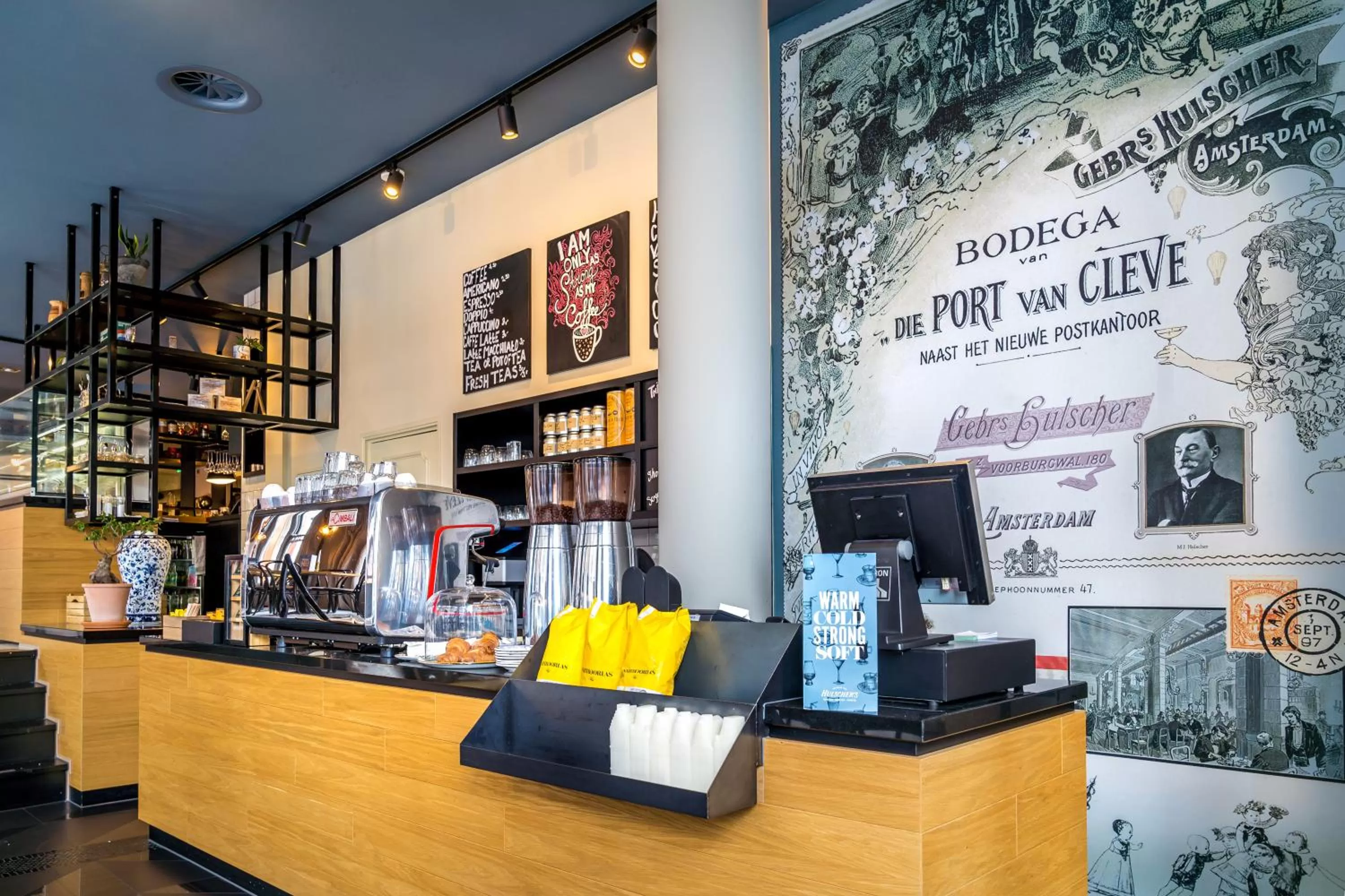 Non alcoholic drinks in Hotel Die Port van Cleve