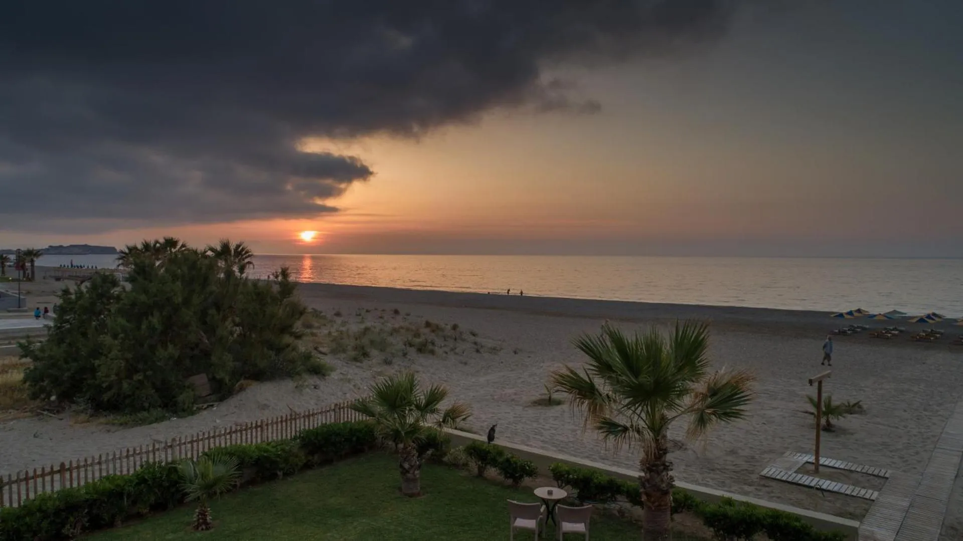 Swimming pool in Ilian Beach & Apartments