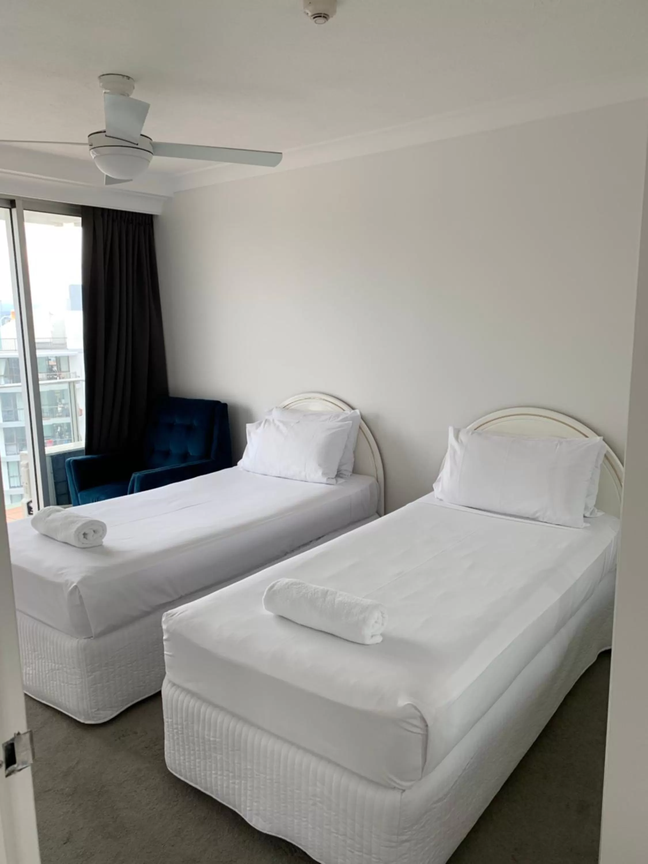 Bedroom, Bed in Pacific Regis Beachfront Holiday Apartments