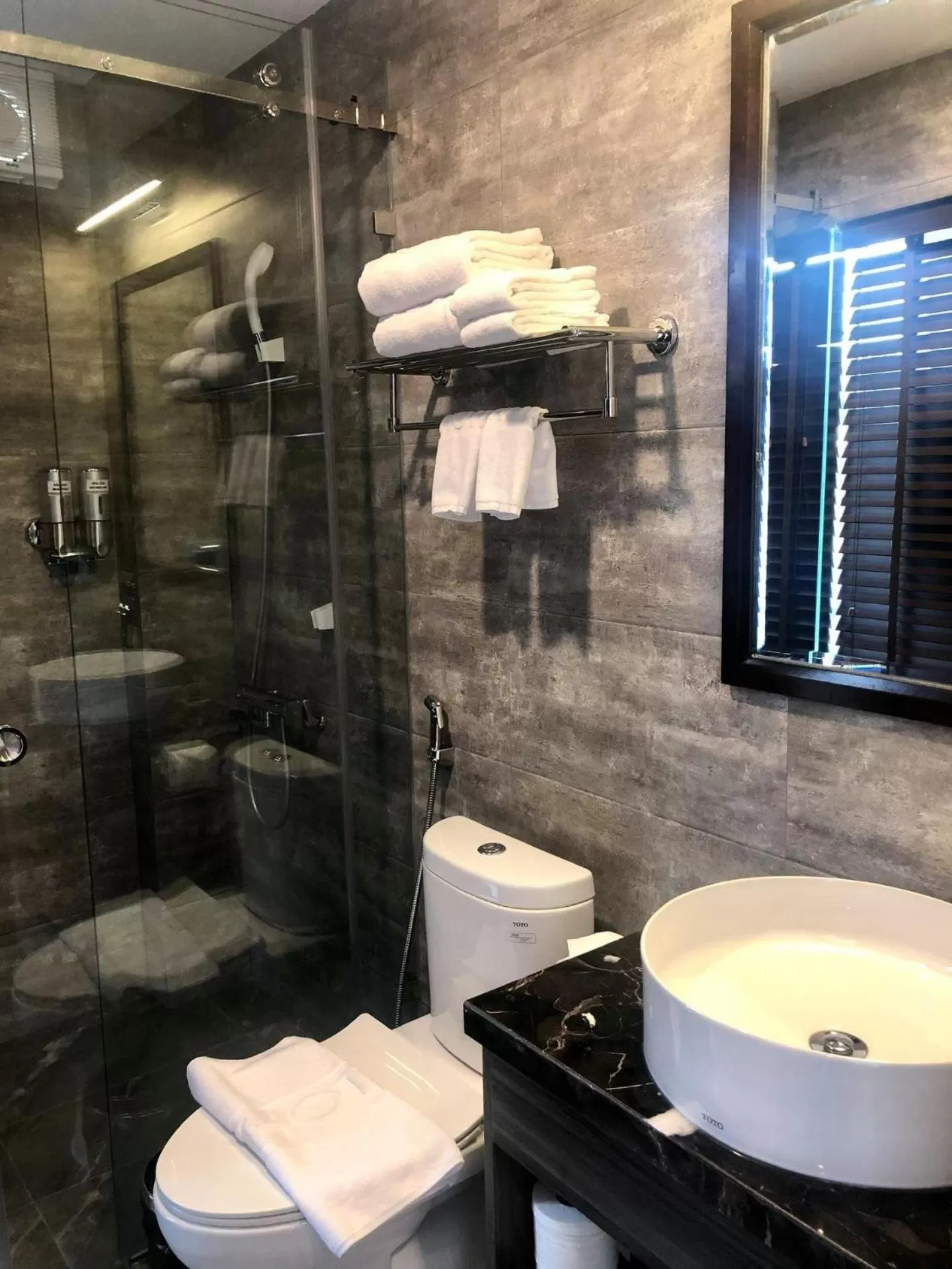 Bathroom in 3T Hotel Hanoi