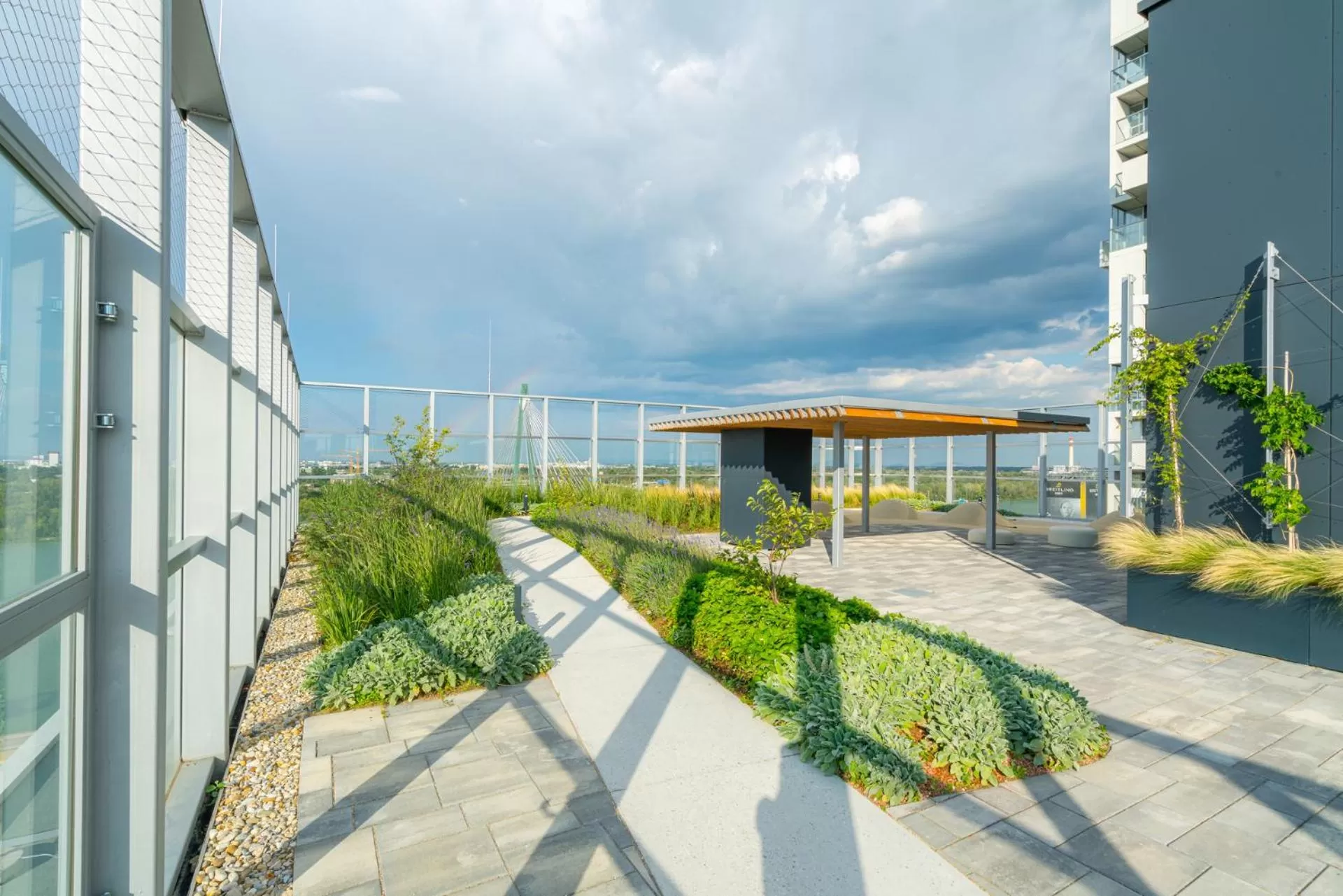 Balcony/Terrace in Vienna Residence, Marina Tower - Danube