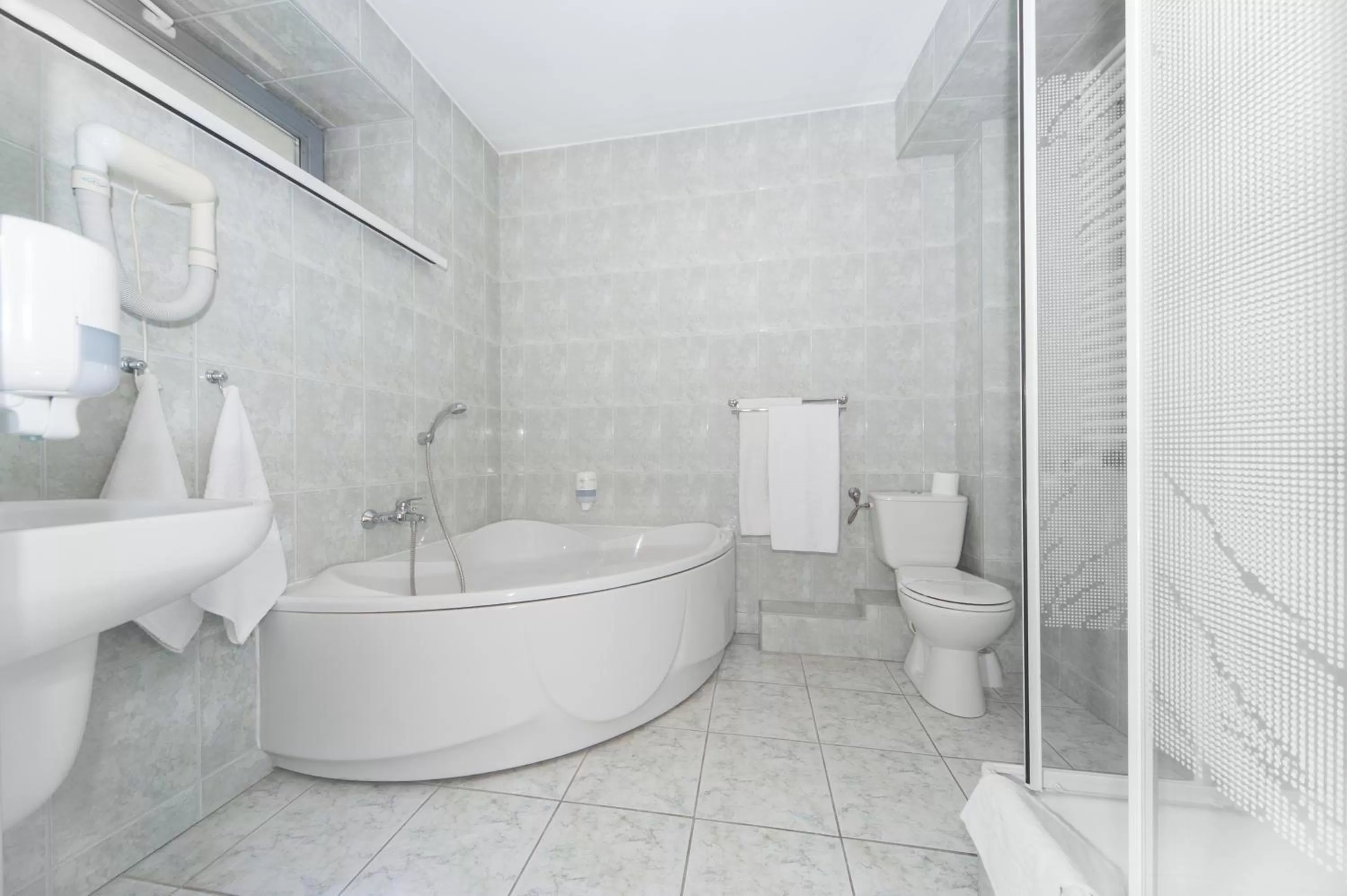 Bathroom in Hotel Gromada Radom Centrum