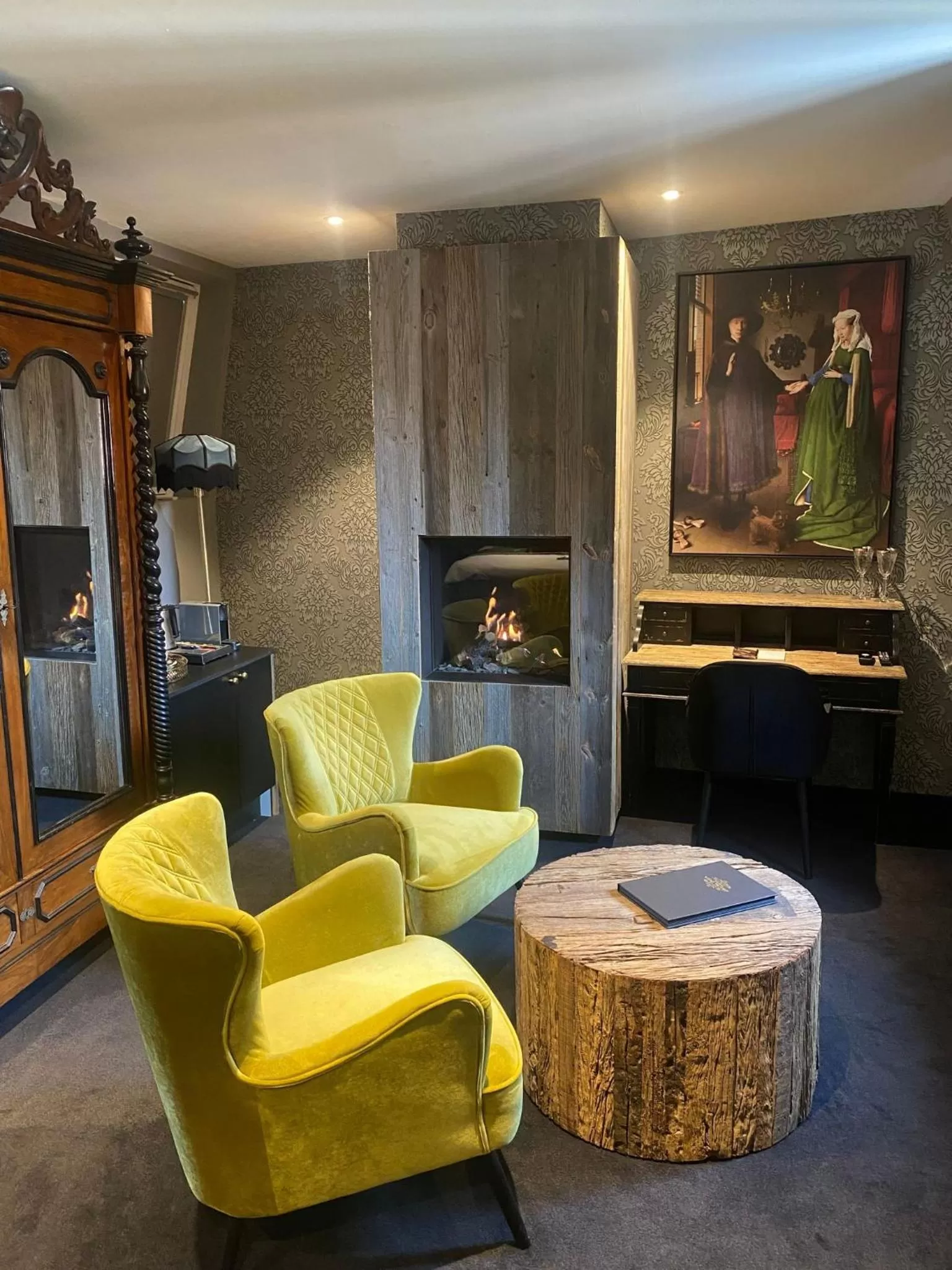 Seating area in 't Hartje van Brugge