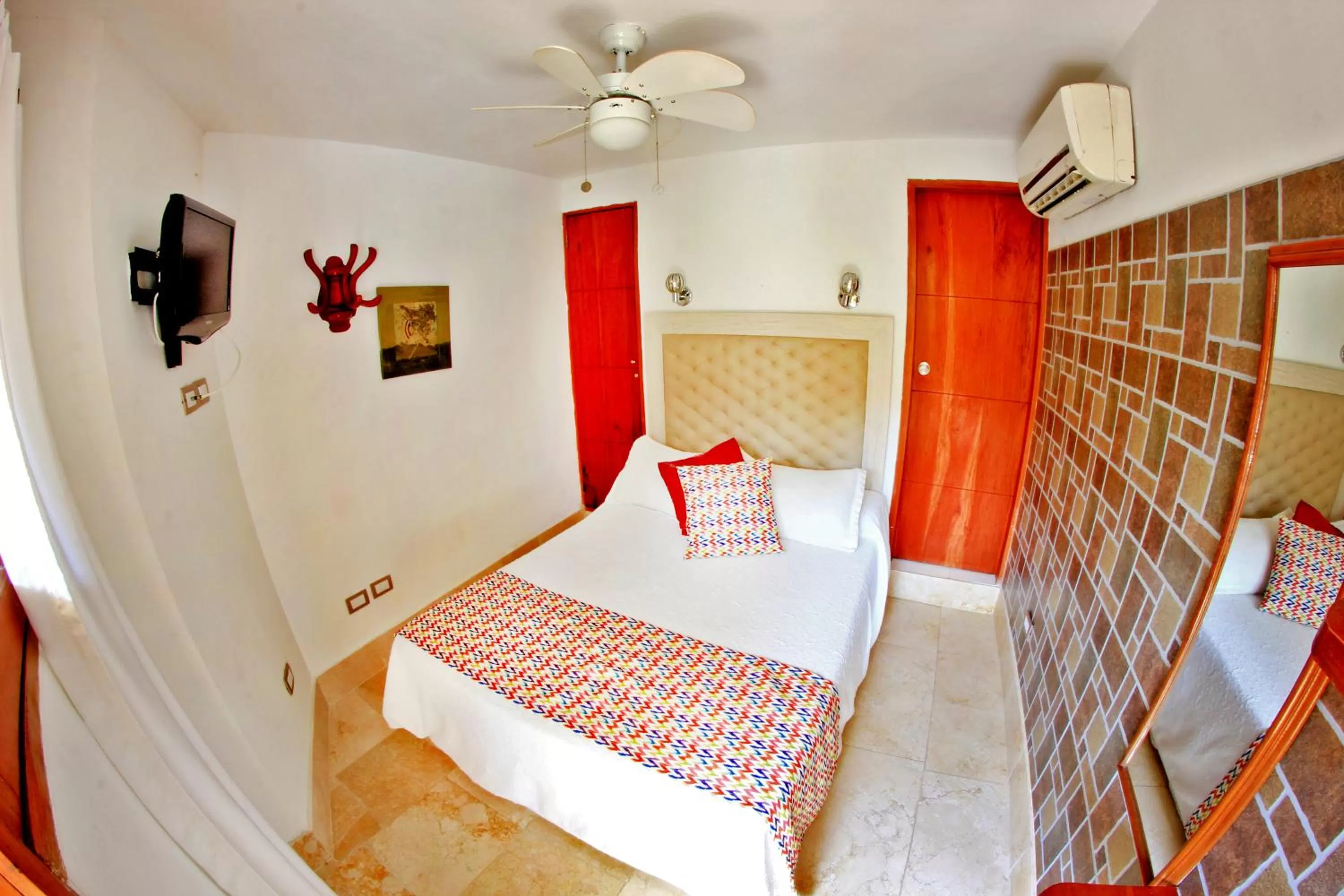 Photo of the whole room, Bed in Hotel Casa Gloria Boutique