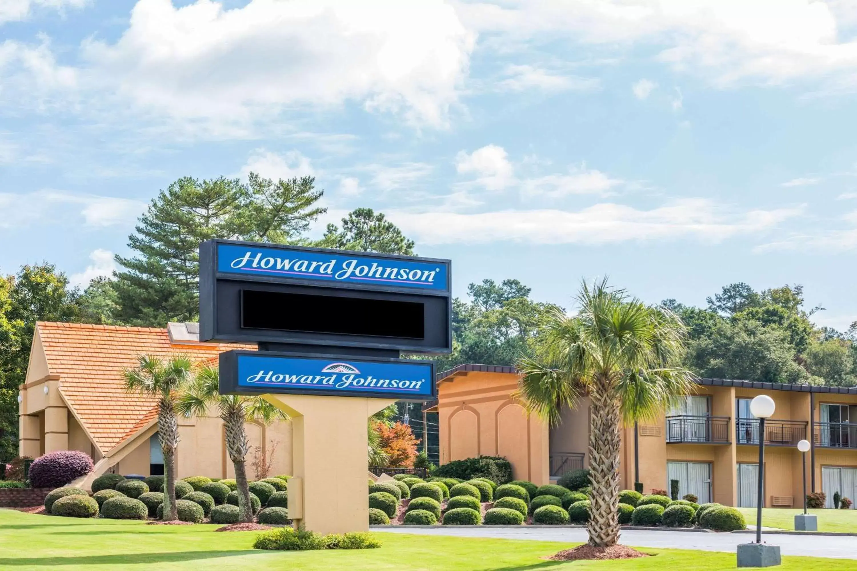 Howard Johnson by Wyndham Athens Howard Johnson by Wyndham Athens
