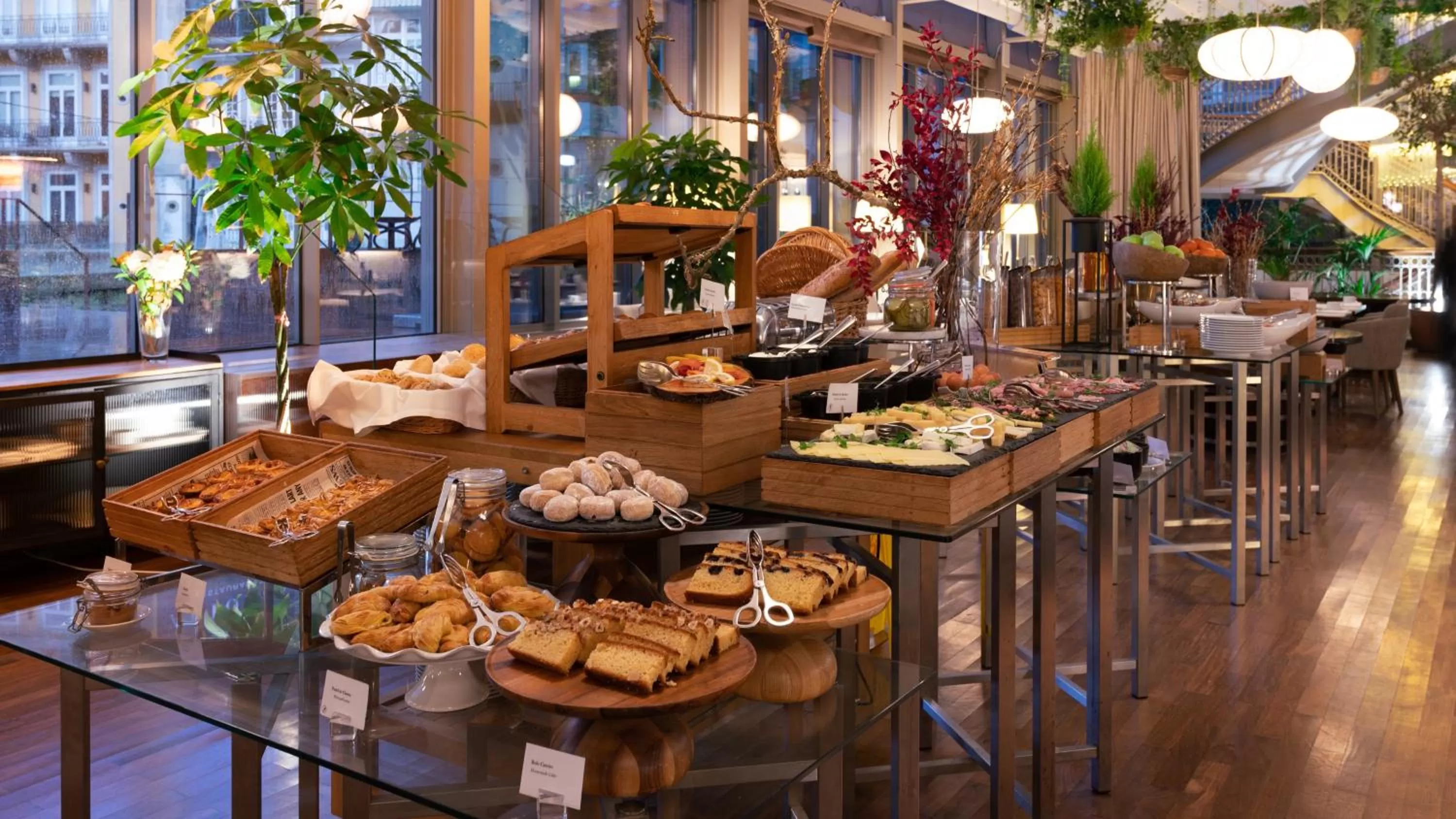 Restaurant/places to eat in InterContinental Porto - Palacio das Cardosas by IHG