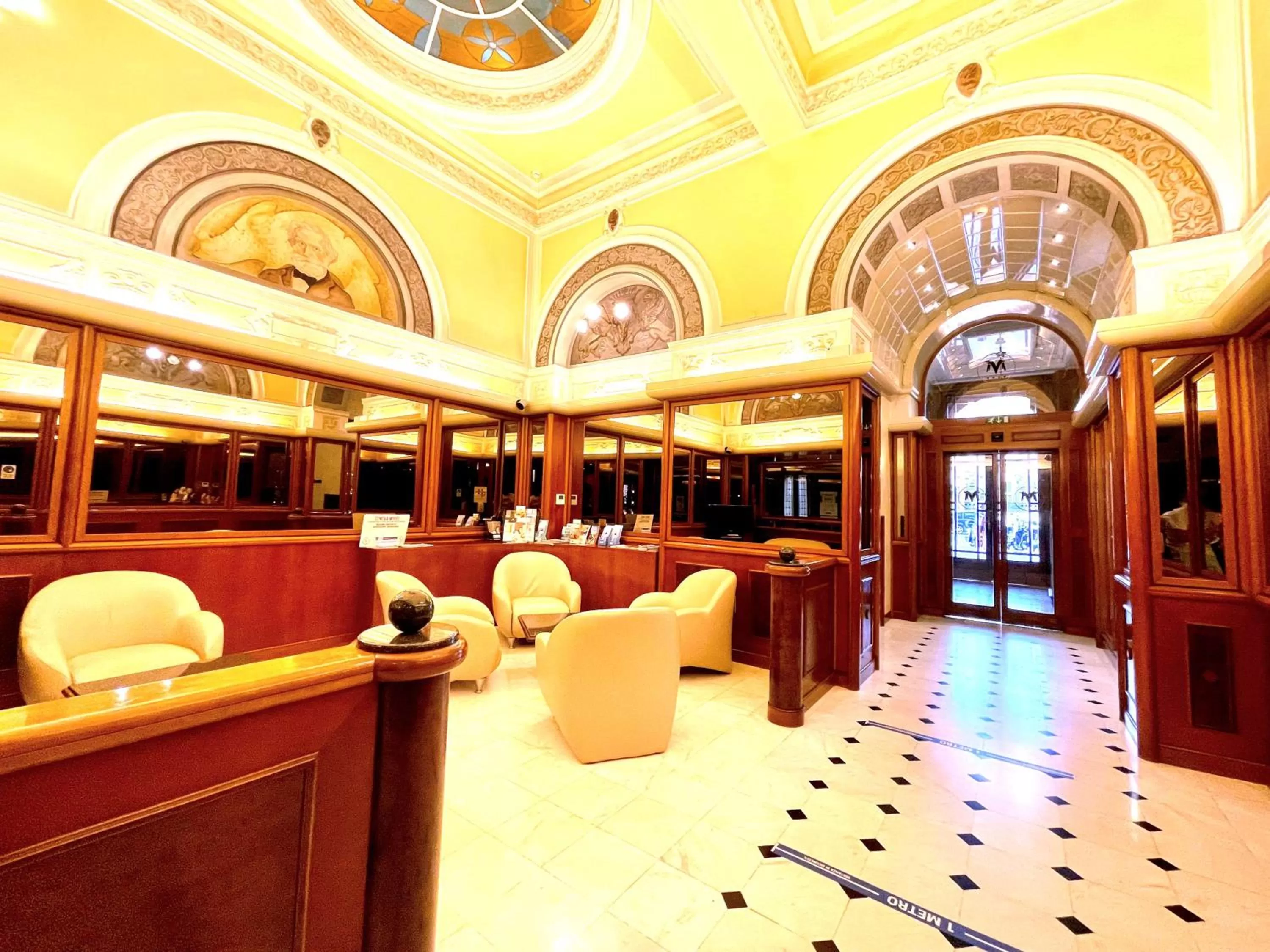 Lobby or reception in Best Western Hotel Moderno Verdi