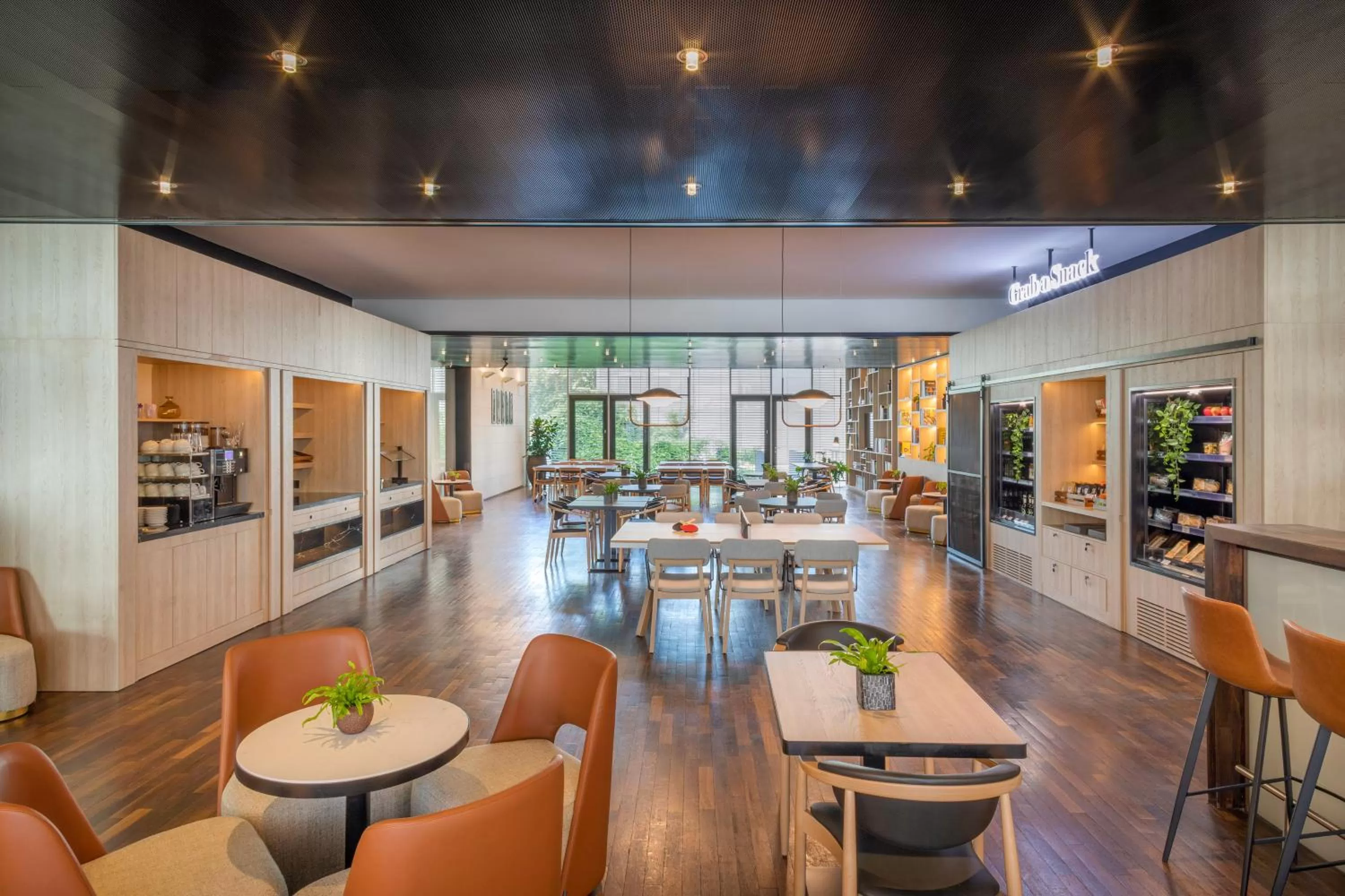 Restaurant/places to eat in INNSiDE by Meliá Düsseldorf Seestern