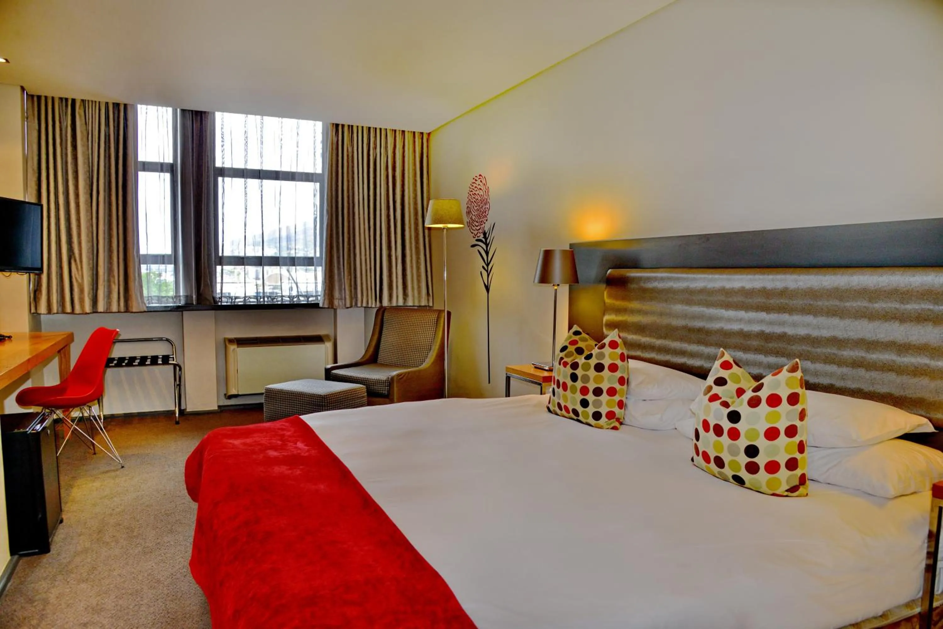 Bed in Fountains Hotel