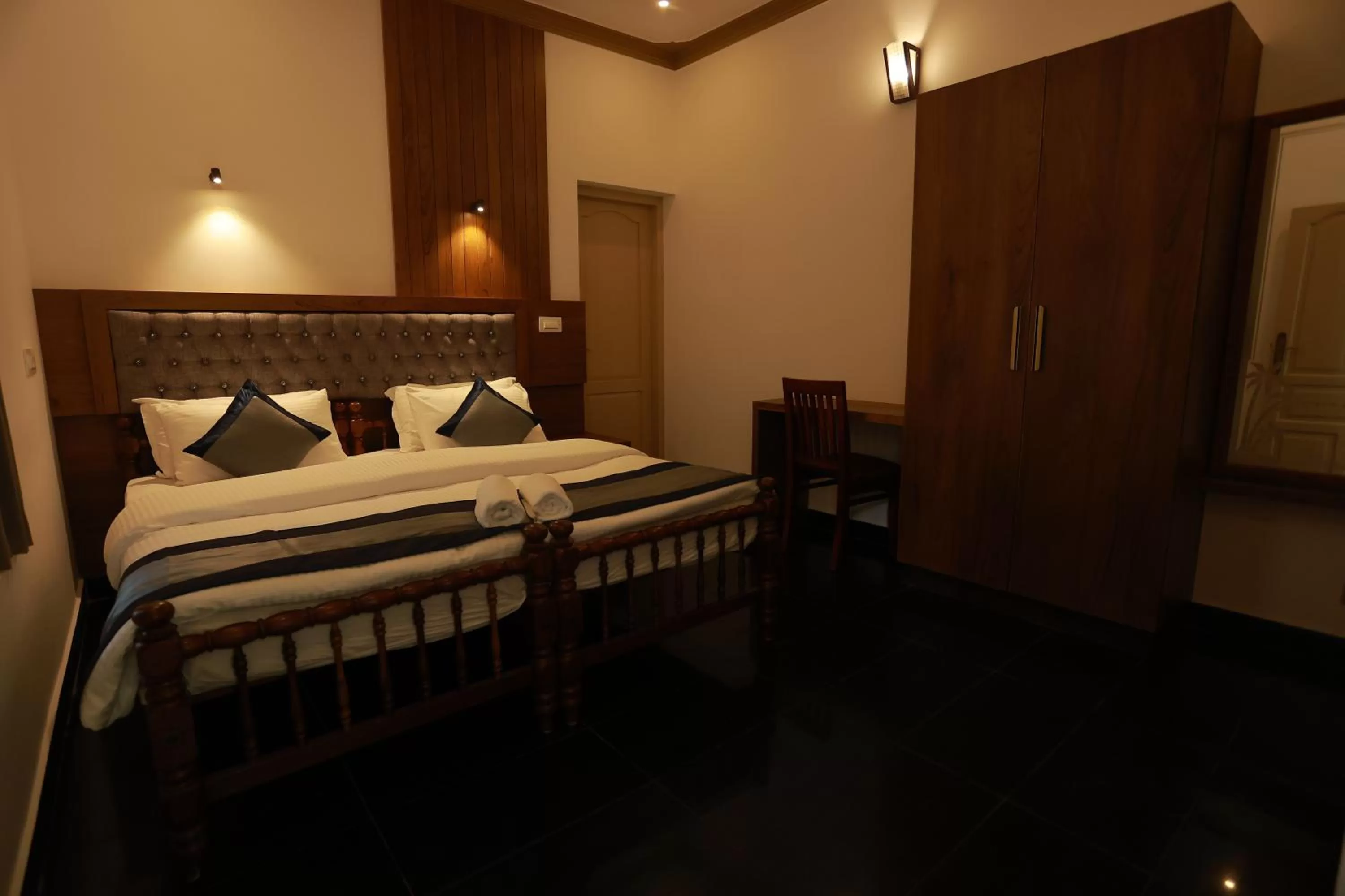 Bed in Ideal Ayurvedic Resort Kovalam