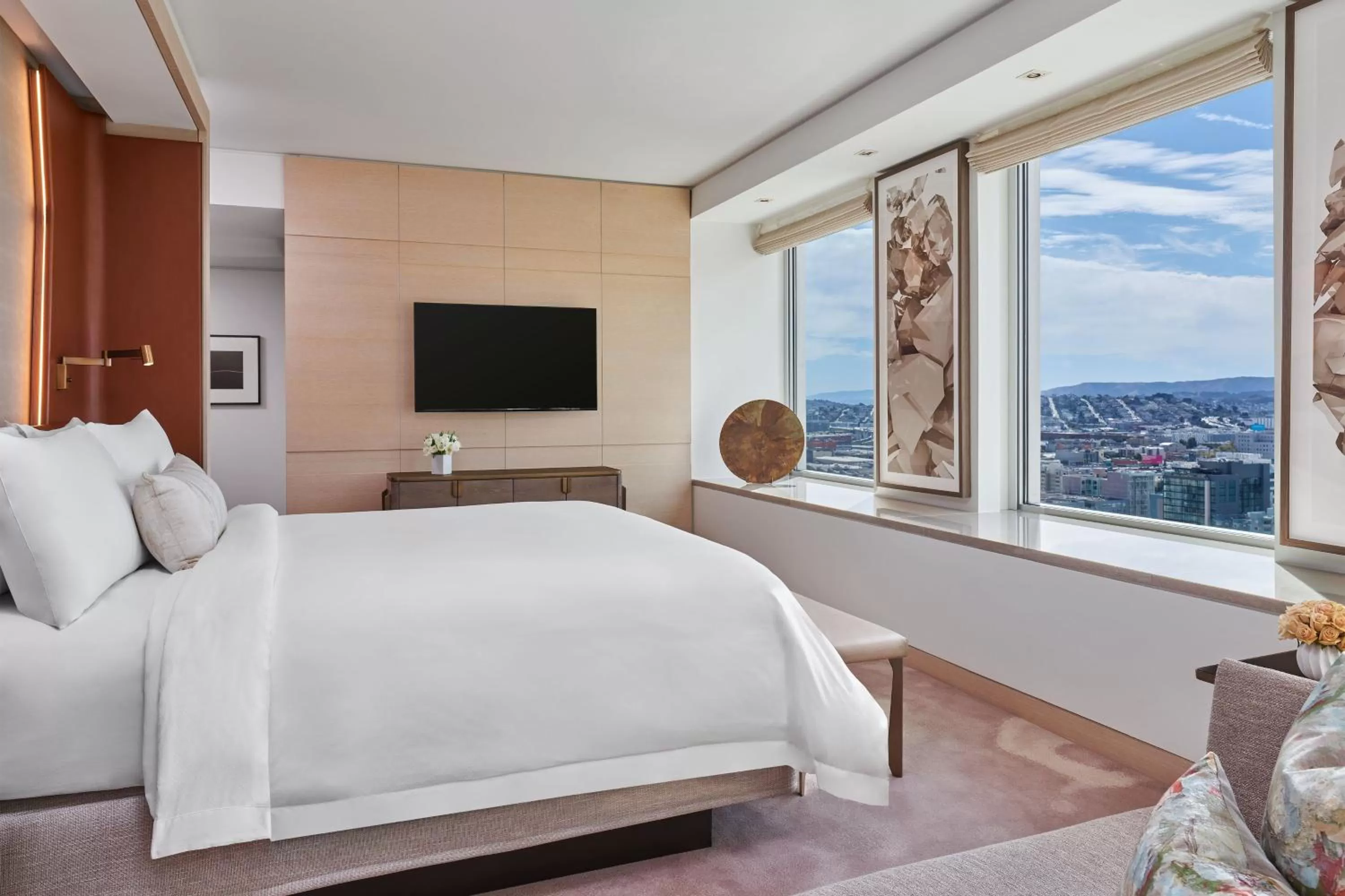 Bedroom, Bed in The St. Regis San Francisco