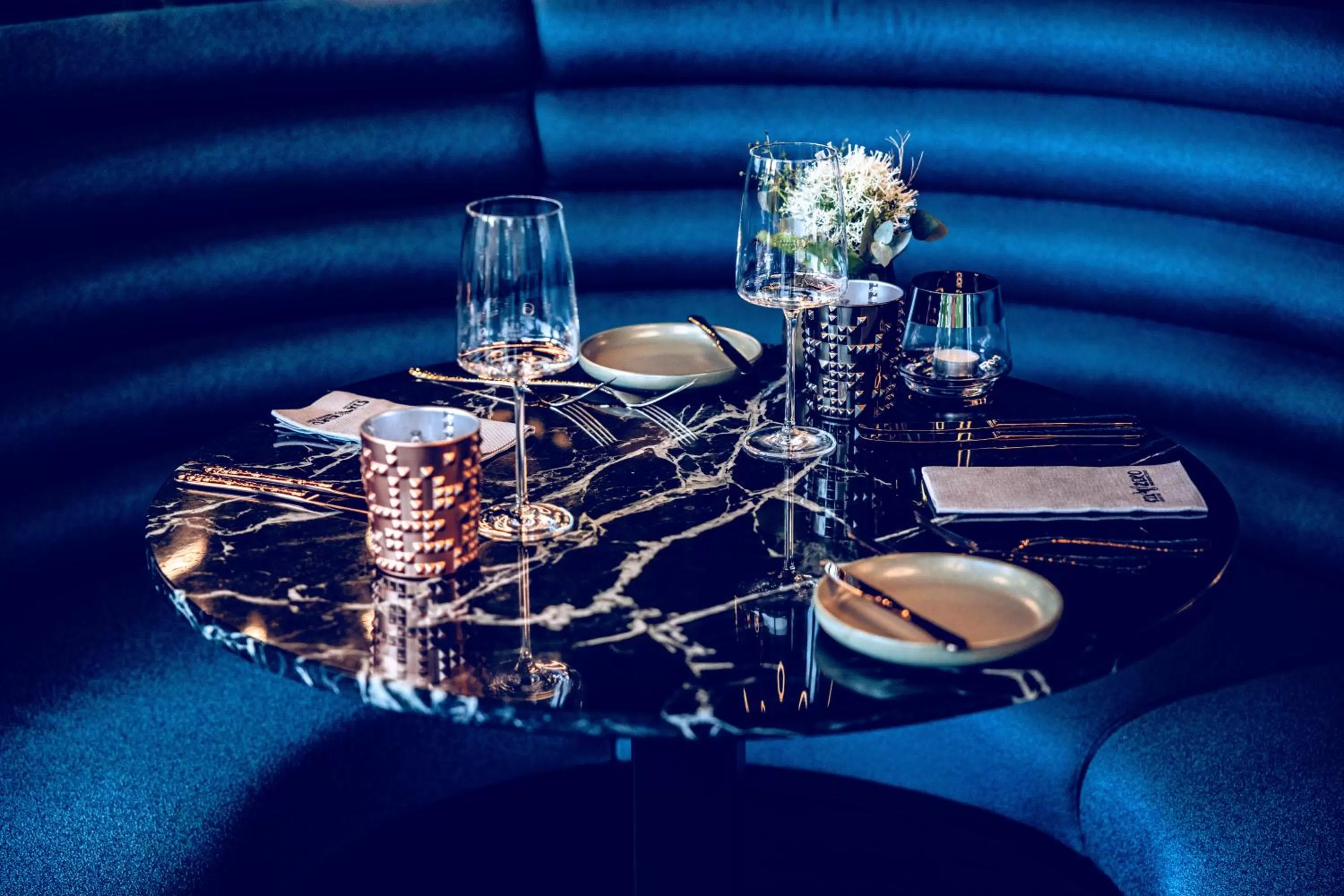 Restaurant/places to eat in The Flamingo