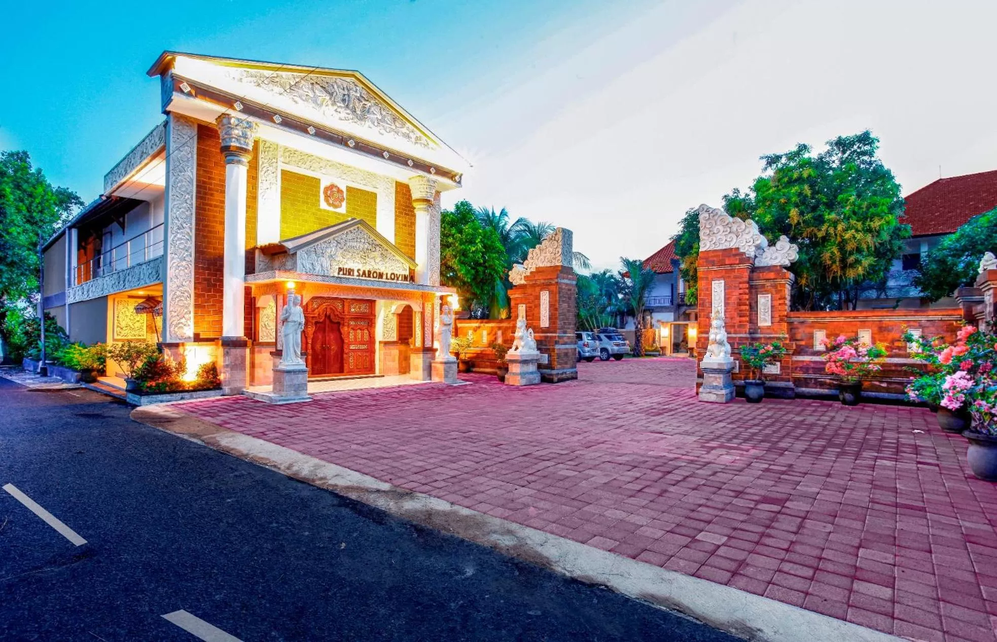 Property building in Puri Saron Hotel Baruna Beach Lovina