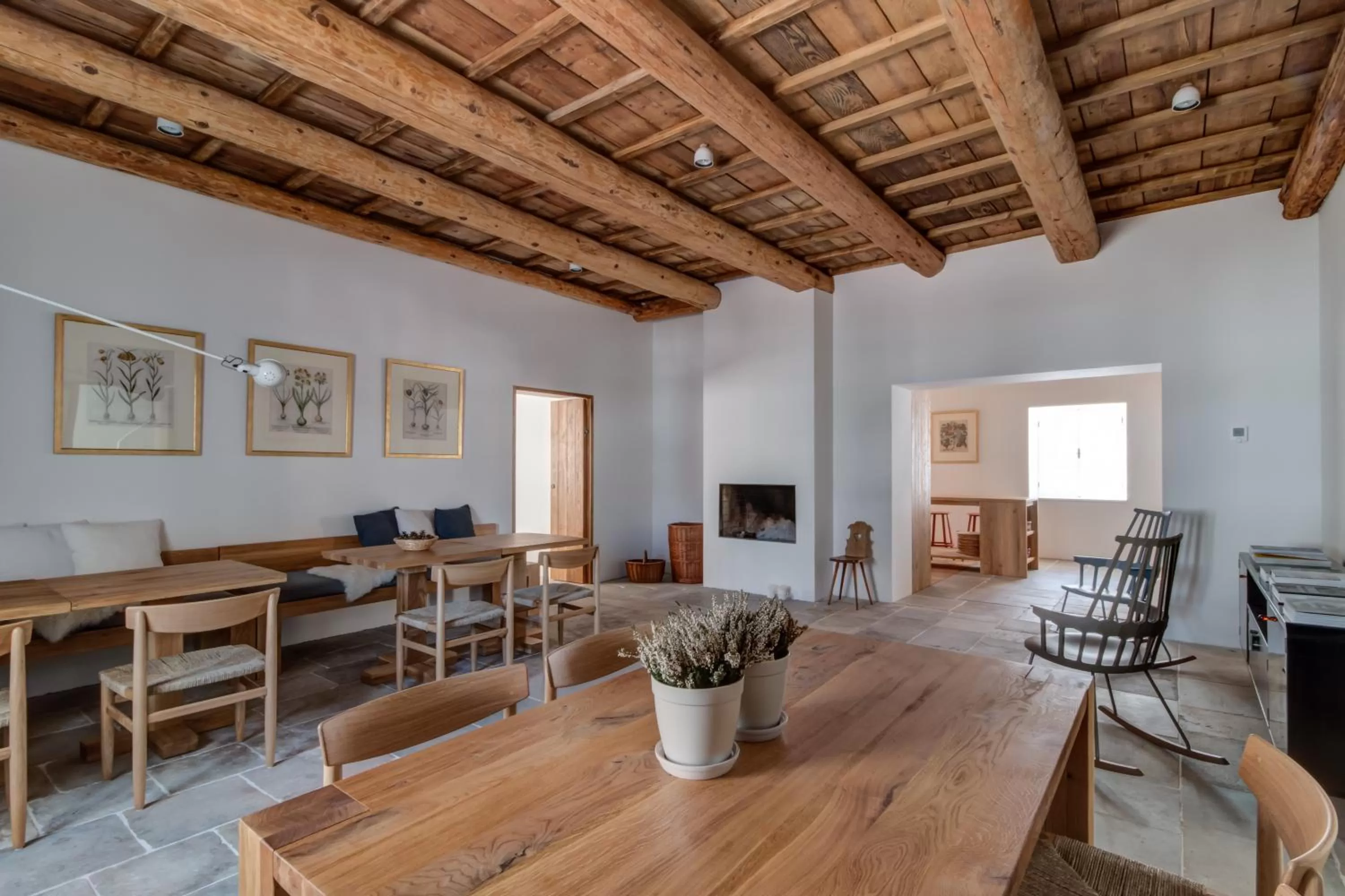 Dining area in Mezi plůtky boutique dům