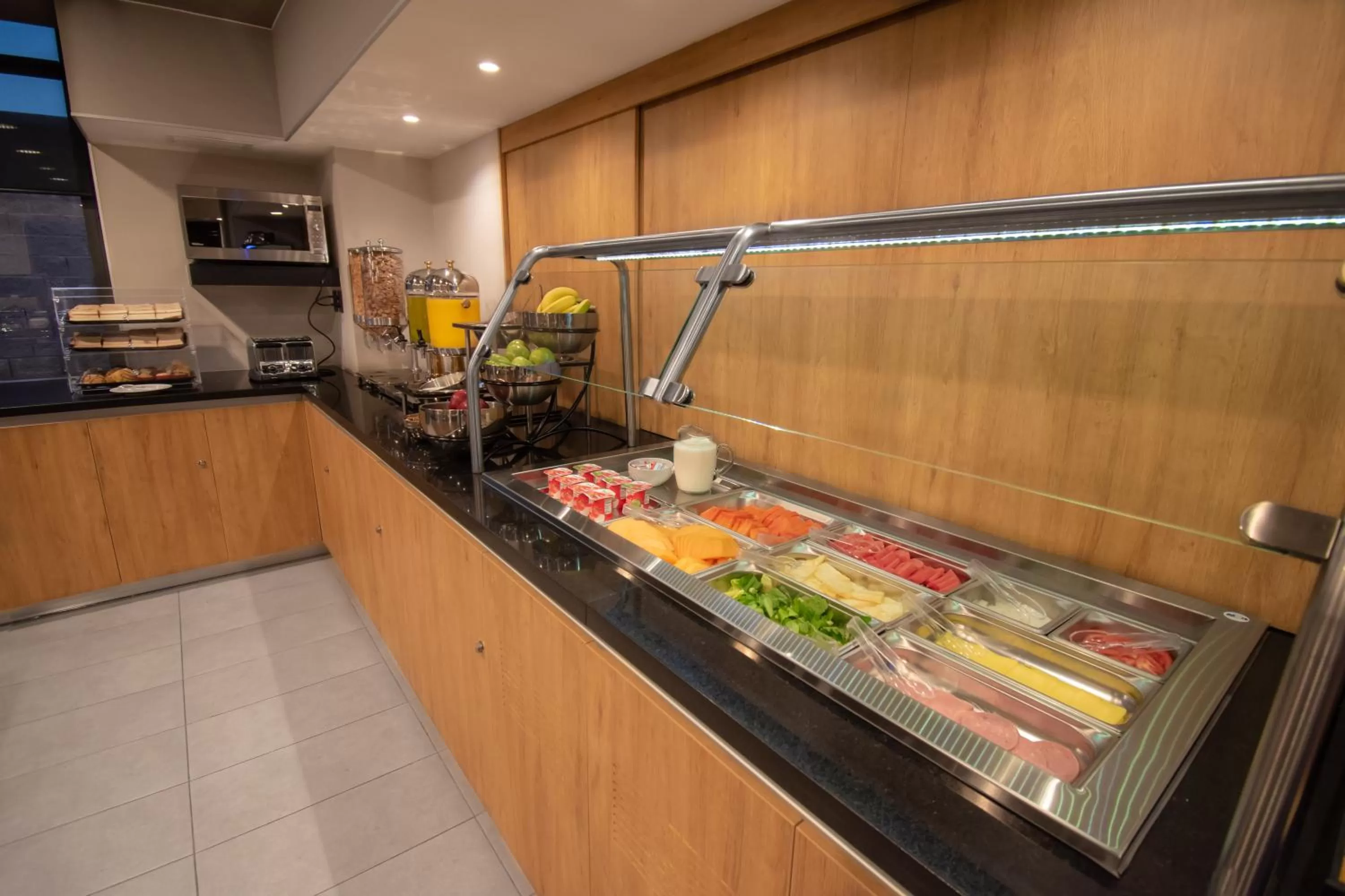 Buffet breakfast in Highland Chihuahua