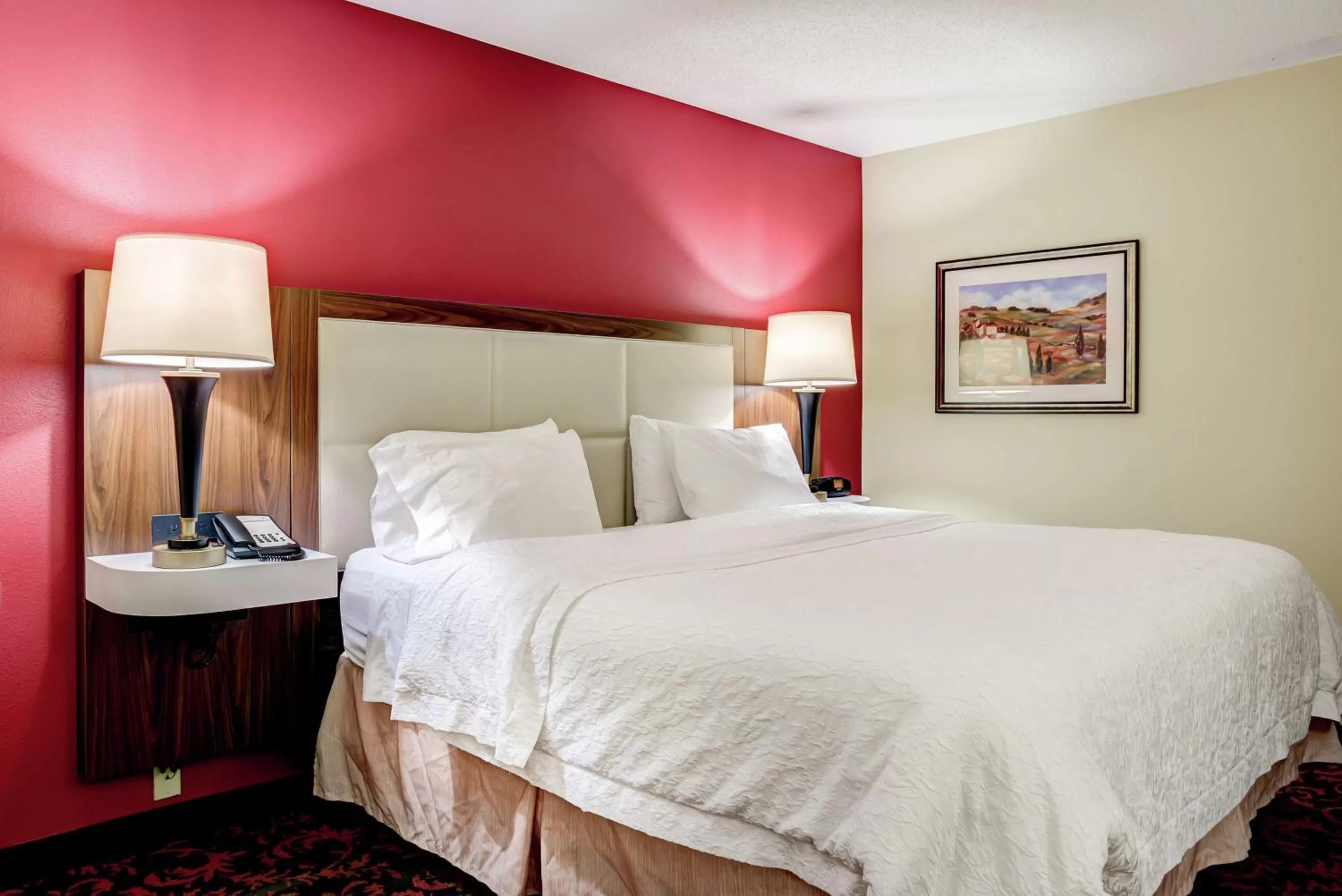 Bed in Hampton Inn St. Joseph