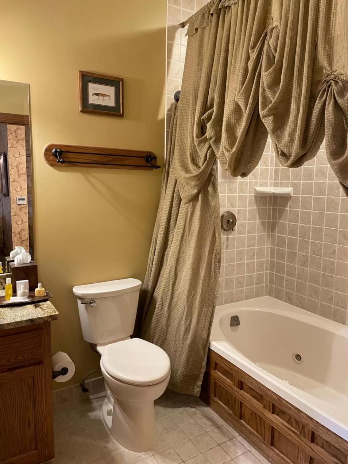 Bathroom in Bob Timberlake Inn at Chetola Resort