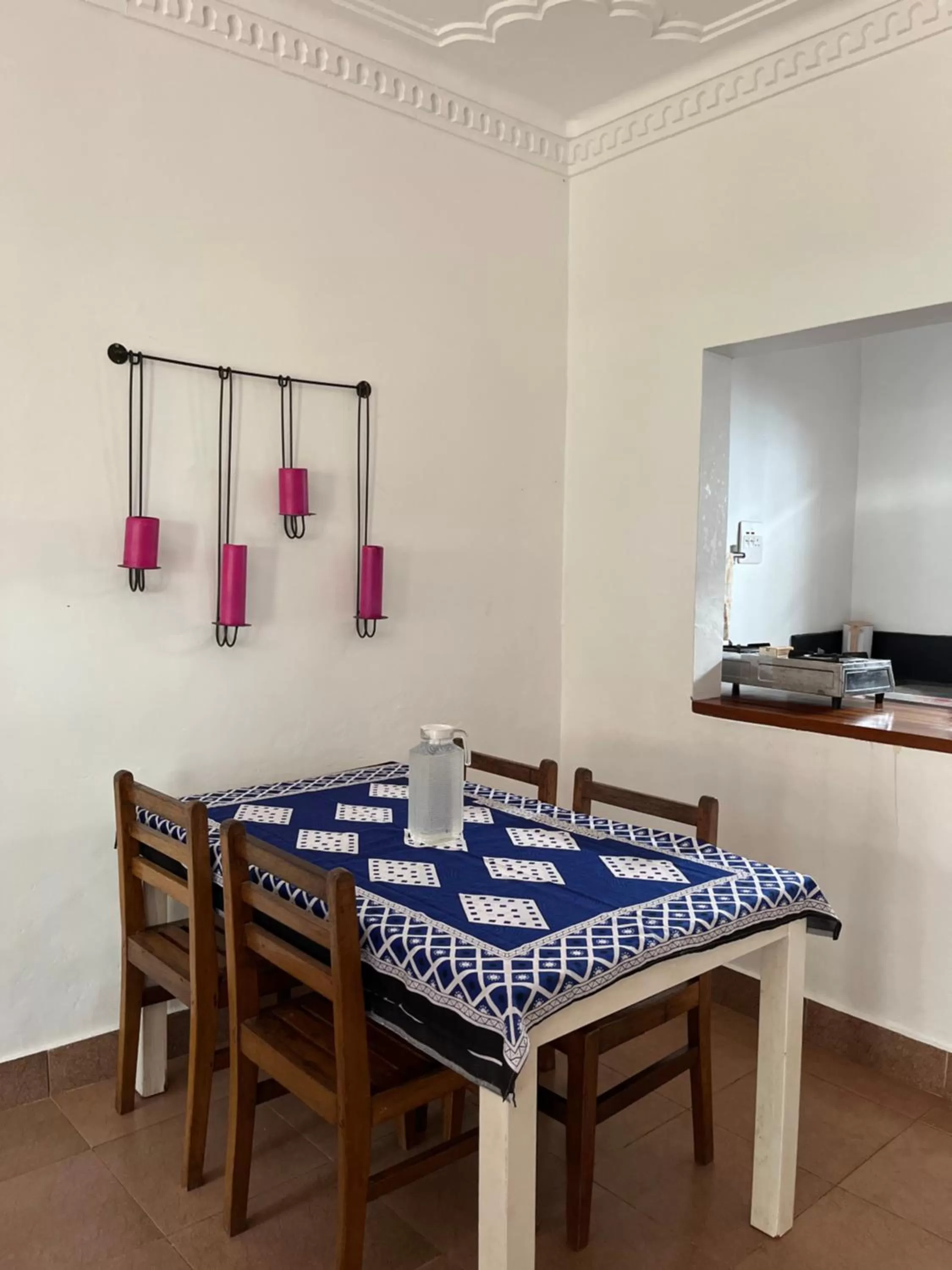 Dining area in 30 Wilson