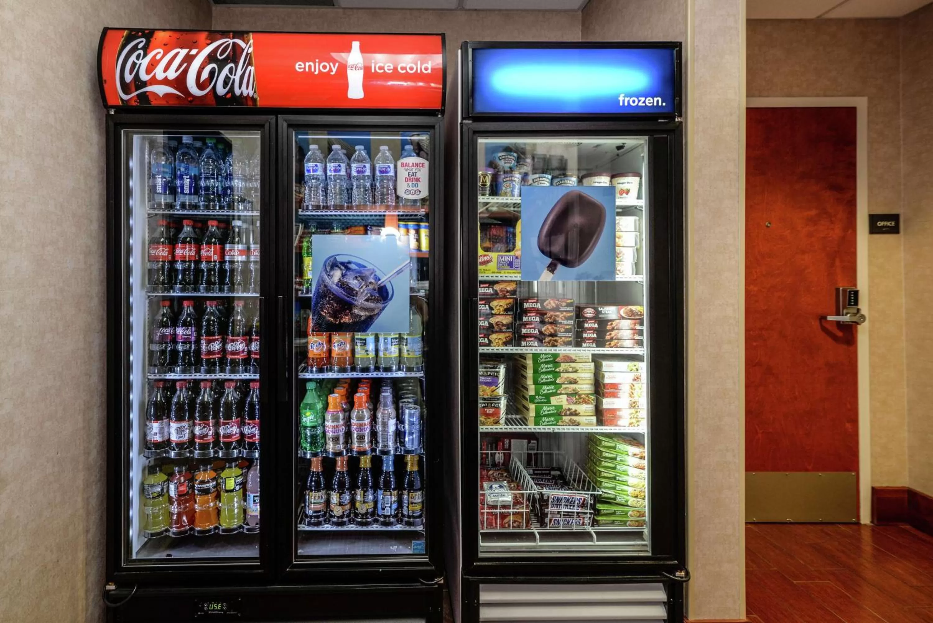 Restaurant/places to eat in Hampton Inn & Suites Detroit/Chesterfield