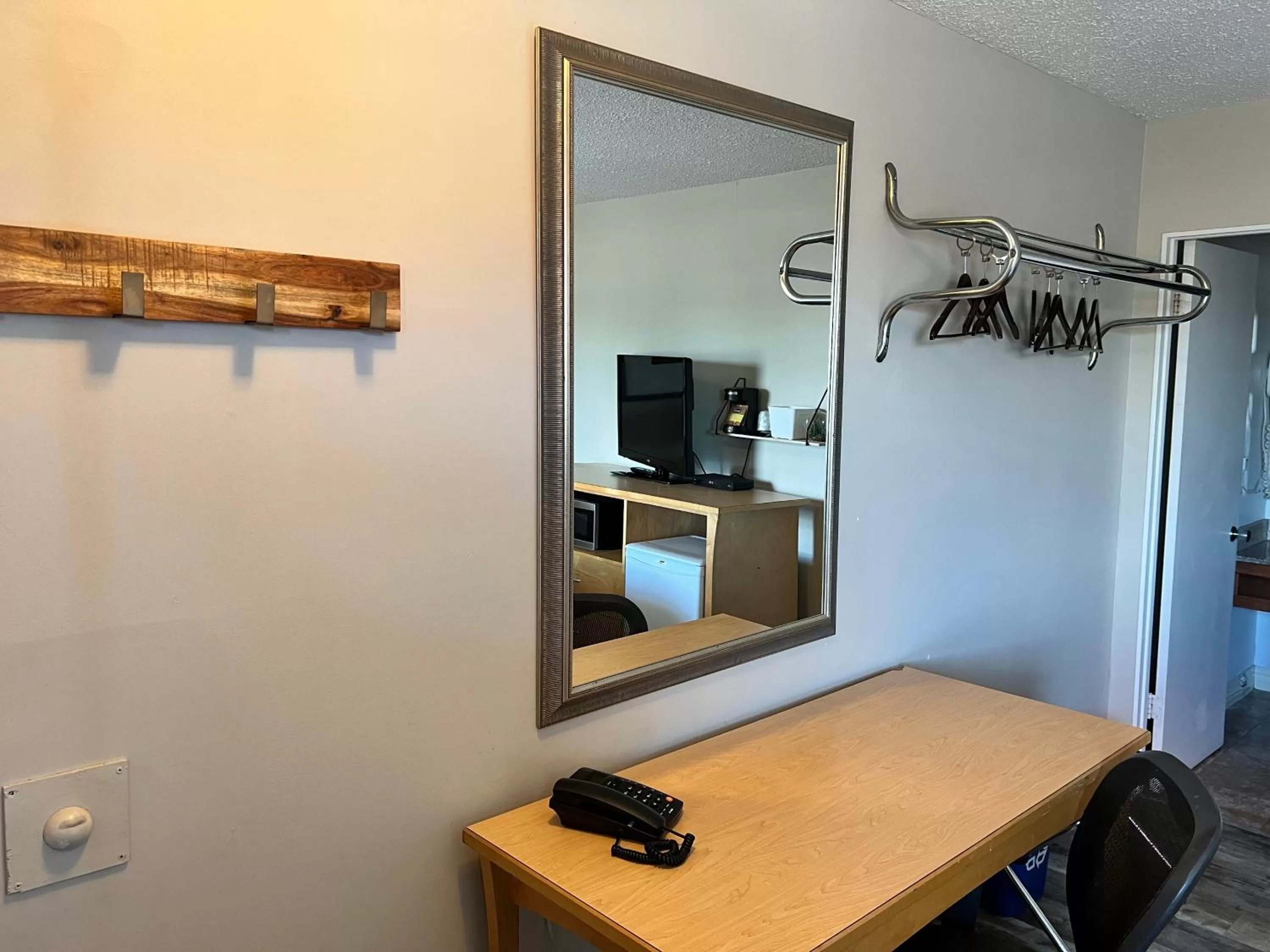 Bedroom in Thriftlodge Saskatoon