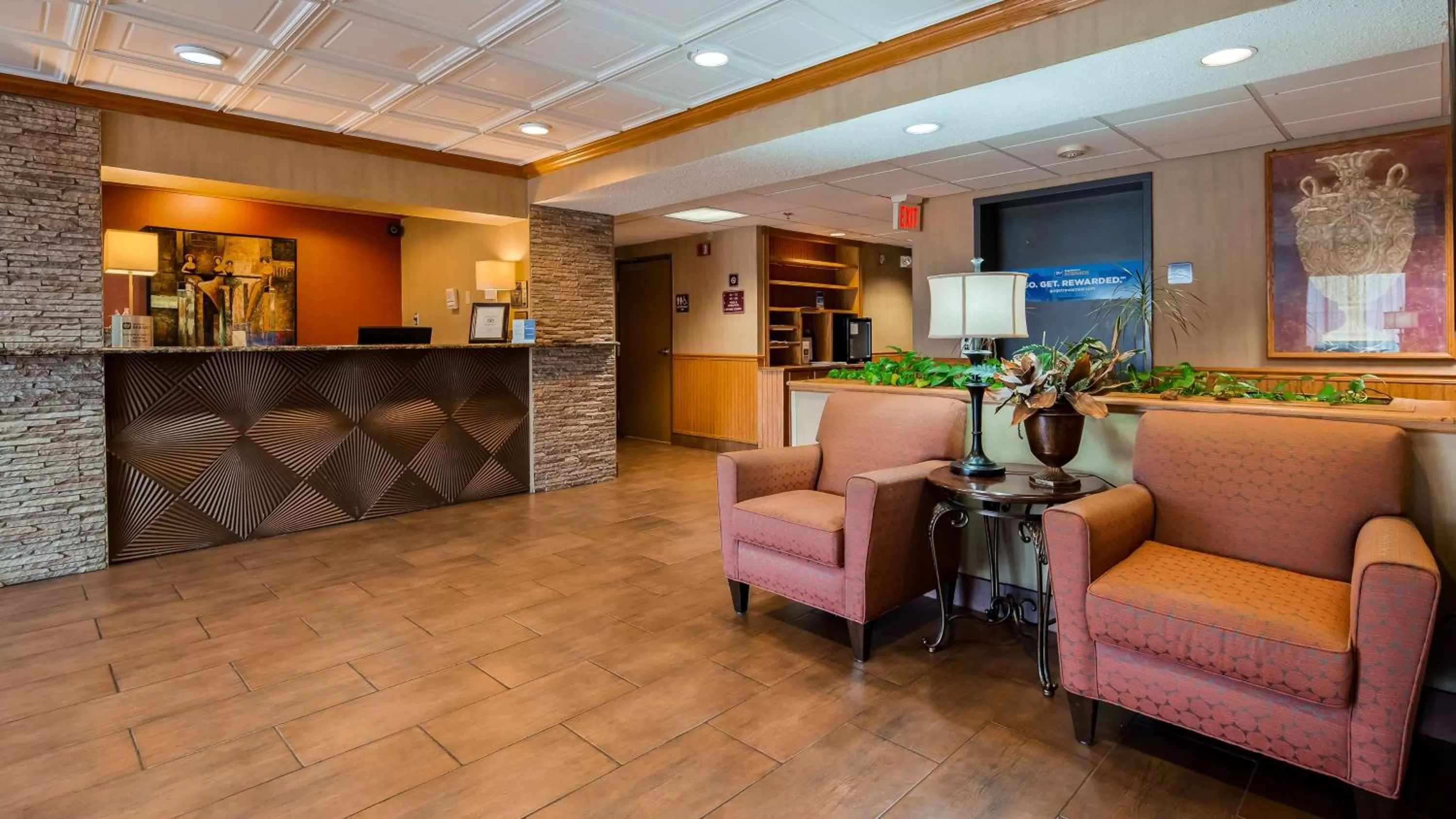 Lobby or reception in Best Western Marion Hotel