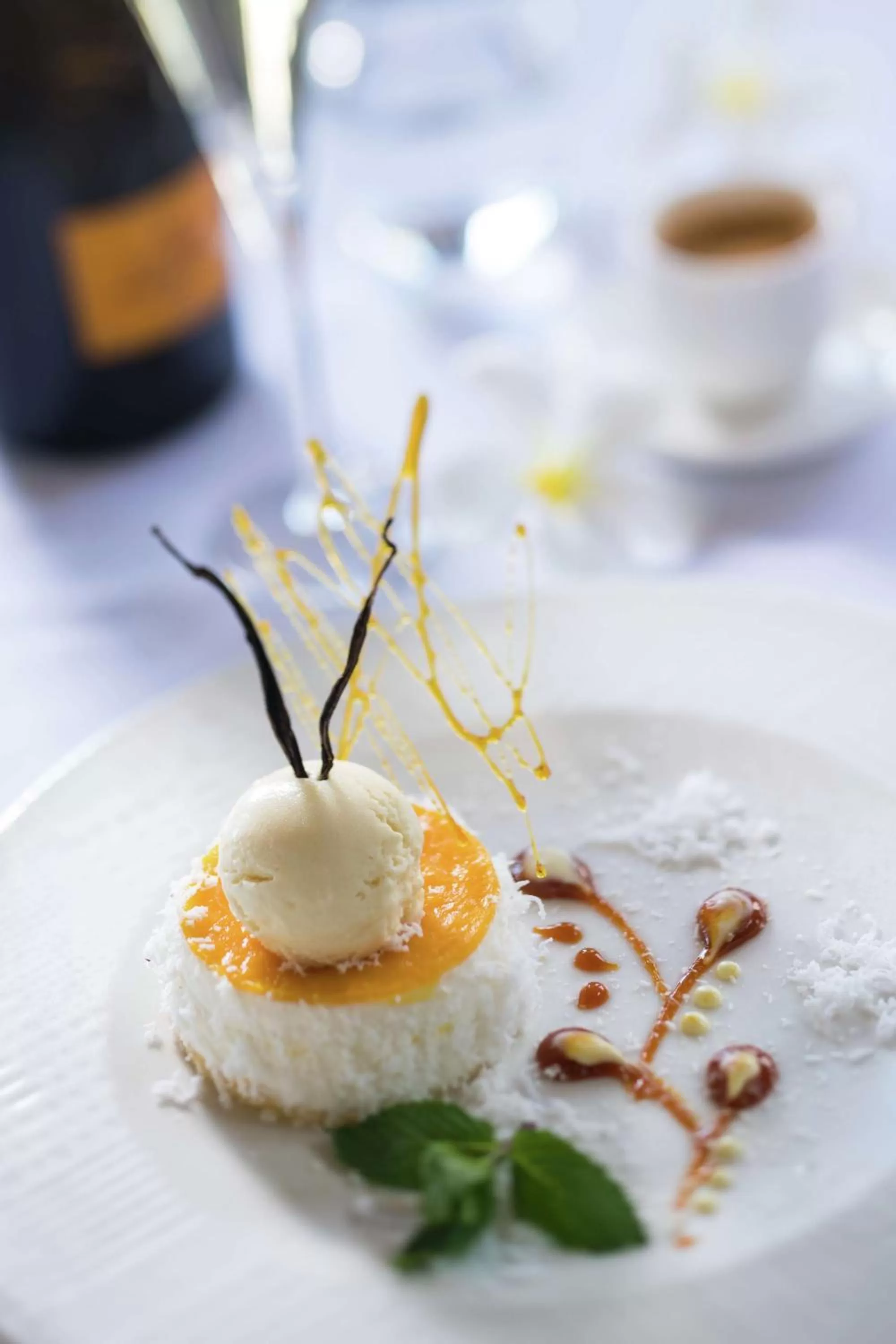 Restaurant/places to eat in Hilton Moorea Lagoon Resort & Spa