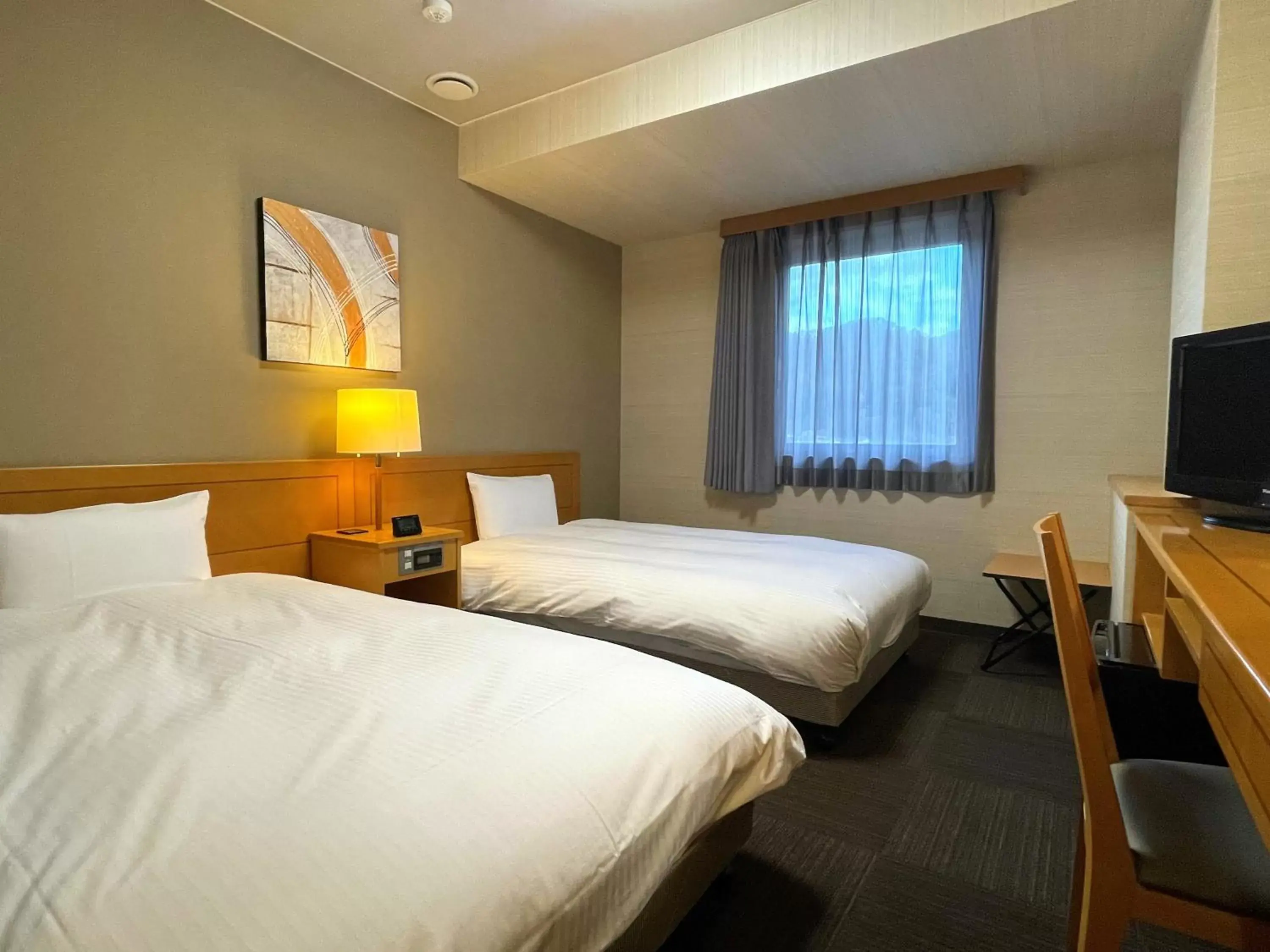 Twin Room - single occupancy - Smoking in Hotel Route-Inn Tendo Twin Room - single occupancy - Smoking in Hotel Route-Inn Tendo