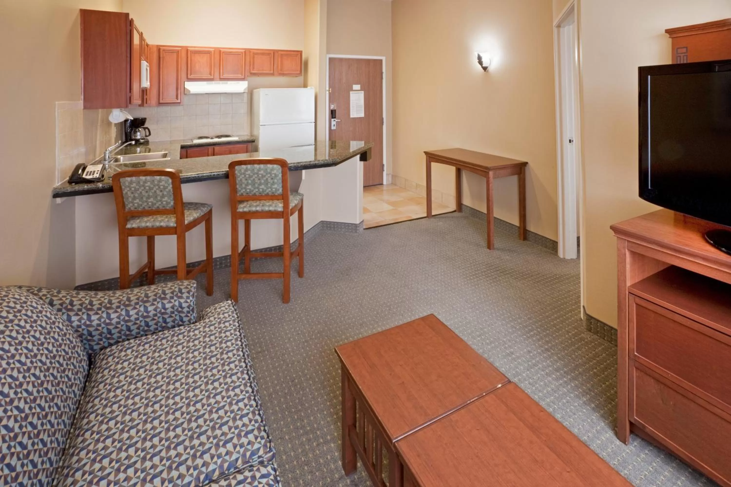 Photo of the whole room in Staybridge Suites Lubbock-University Area by IHG