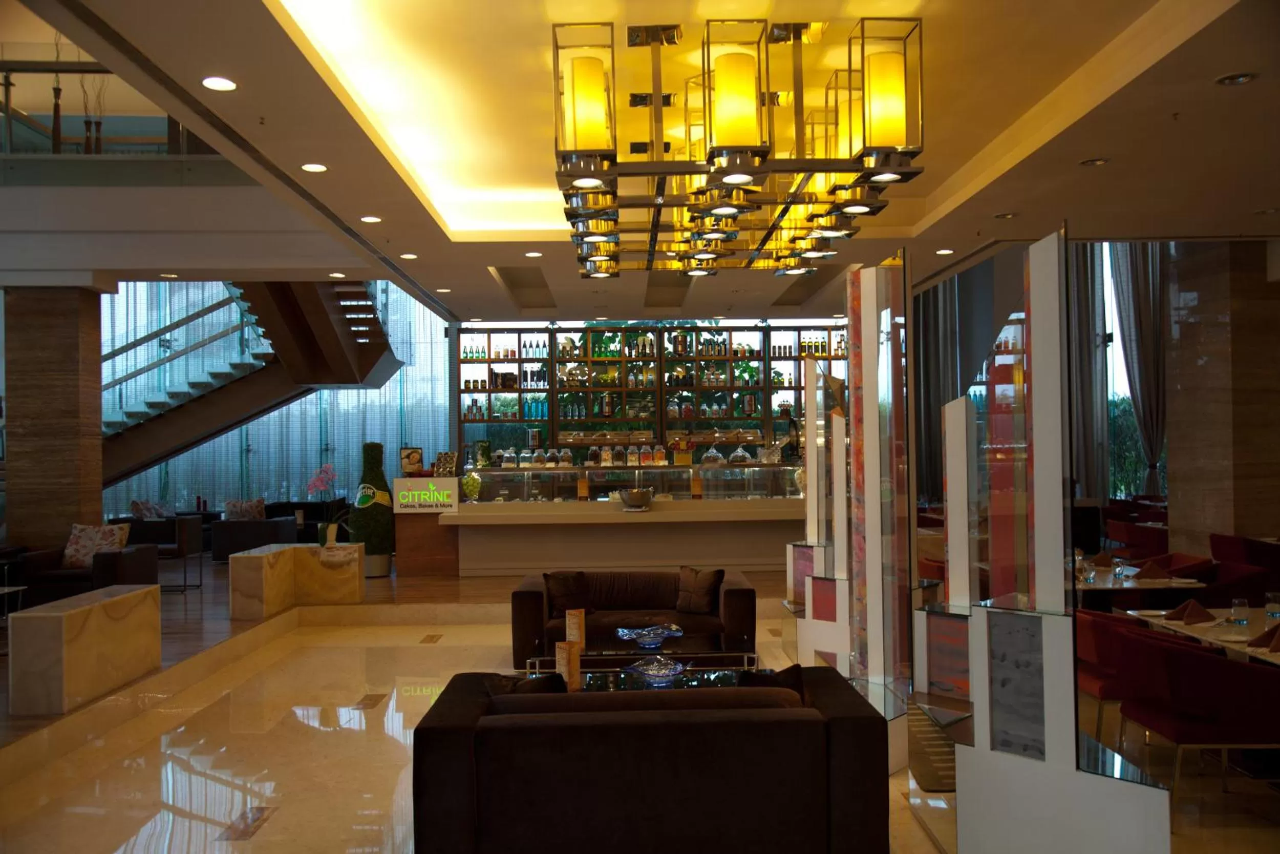 Lobby or reception in Radisson Blu Hotel Pune Kharadi