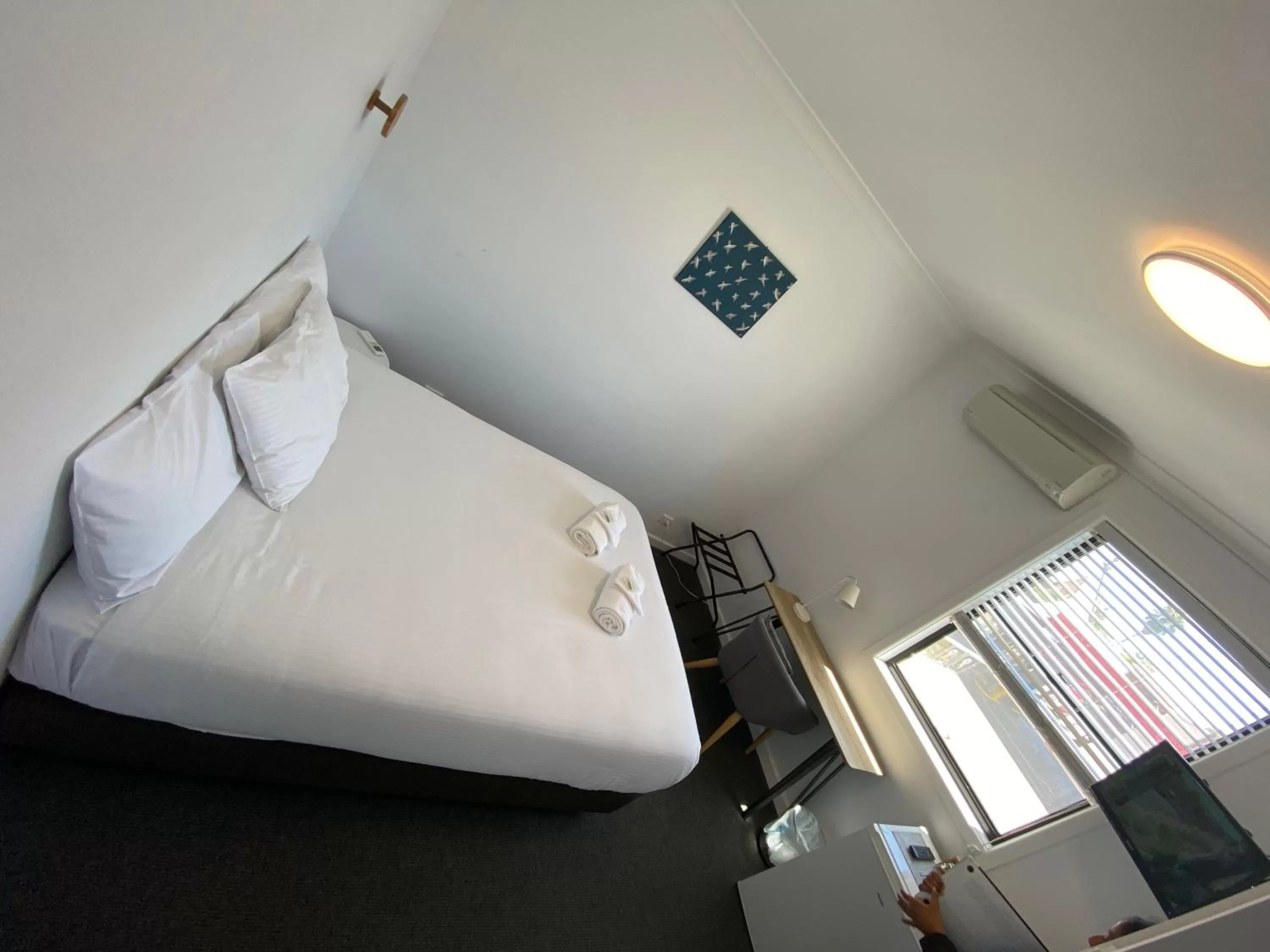 Bed in Central Motel Mudgee