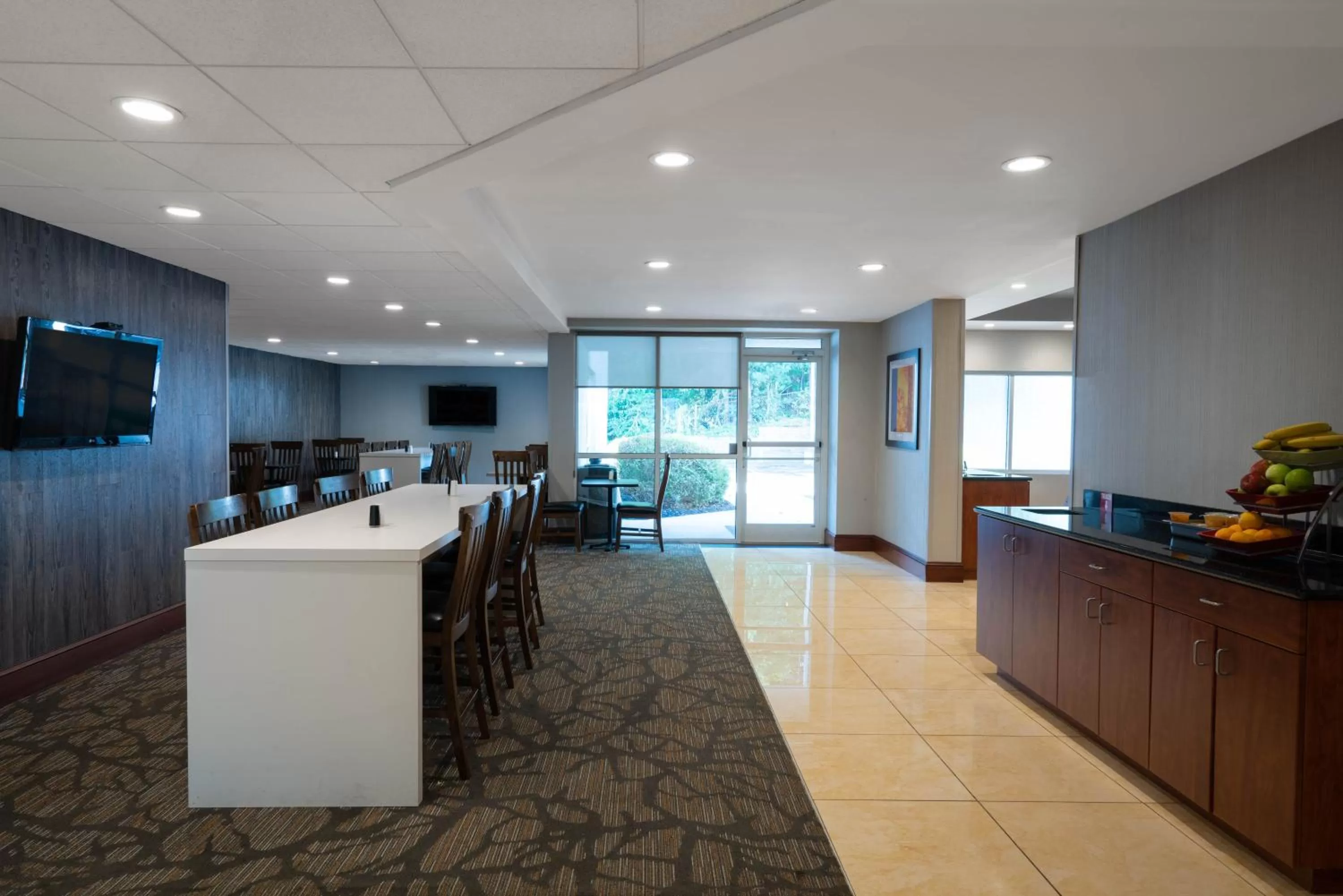 Buffet breakfast in Wingate by Wyndham Fletcher at Asheville Airport