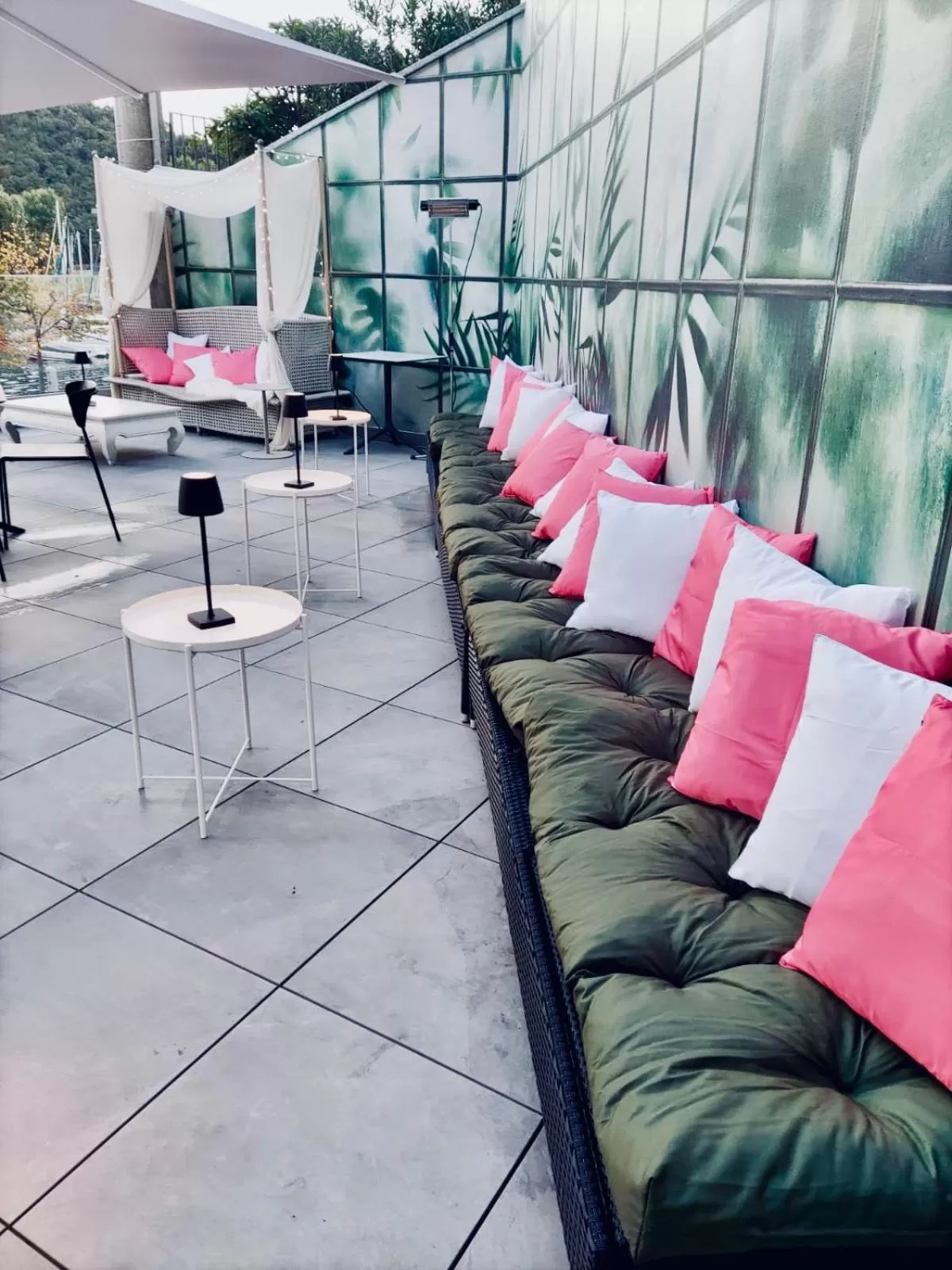 Balcony/Terrace in LUXURY SUITES ROCOPOM - Lake Front