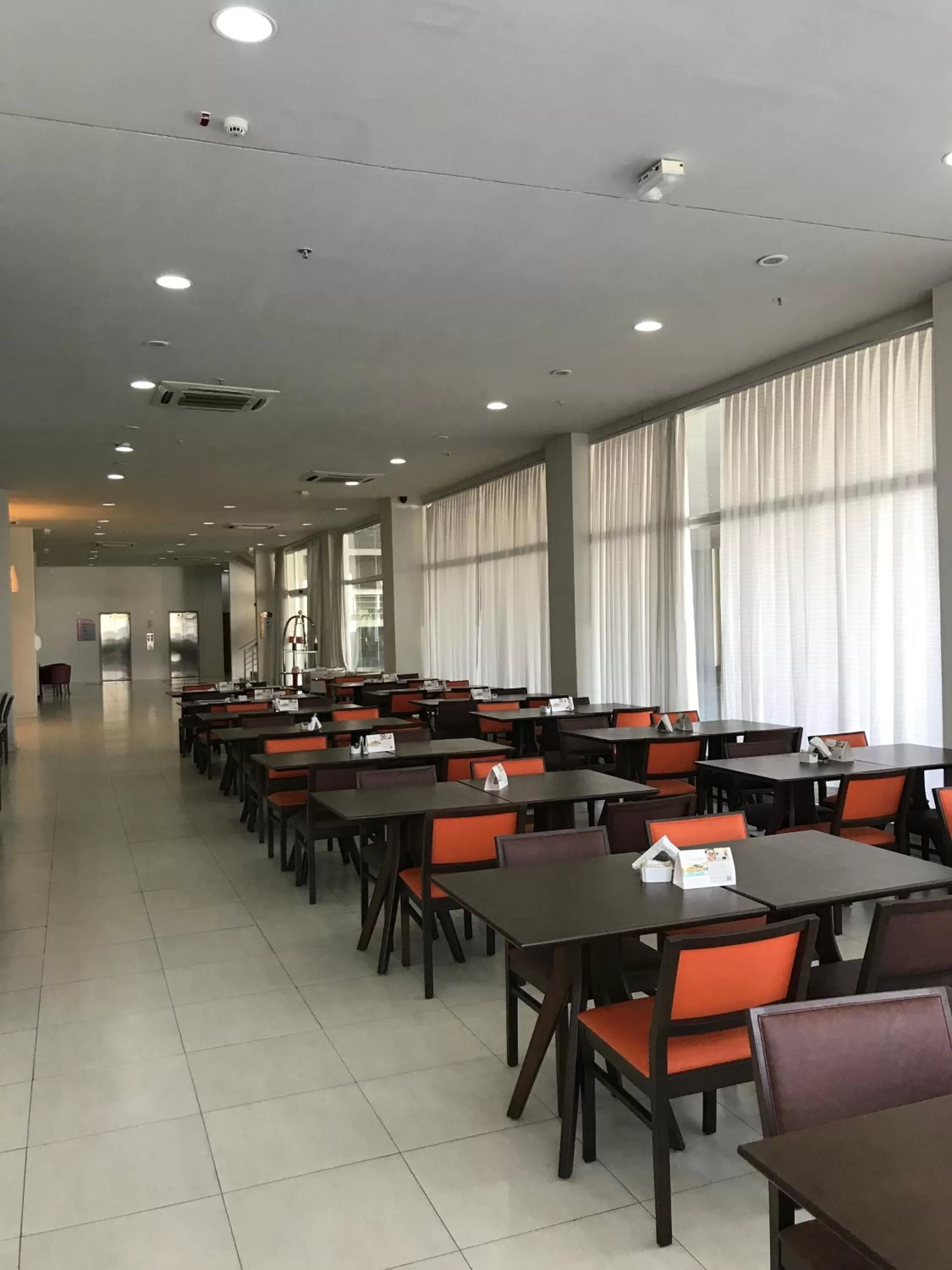 Restaurant/places to eat in Nobile Inn Dutra Rio De Janeiro