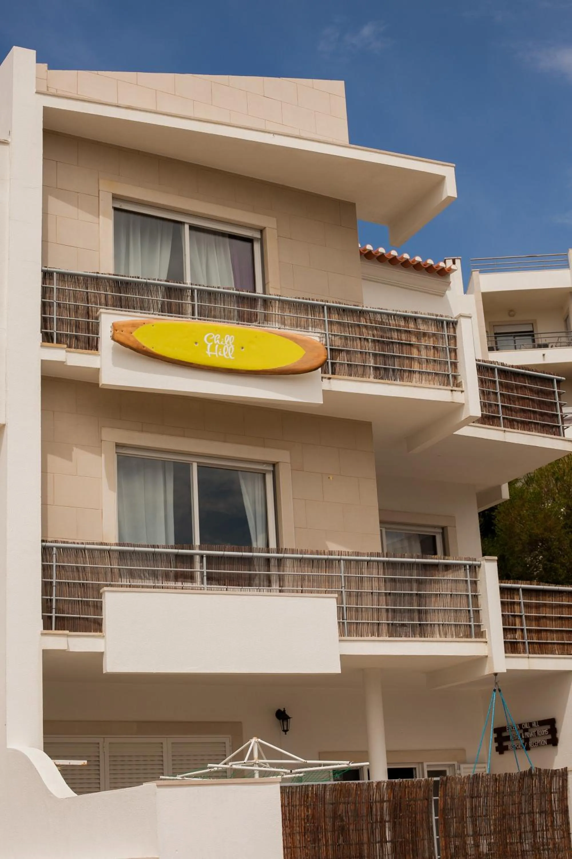 Facade/entrance in Ericeira Chill Hill Hostel & Private Rooms