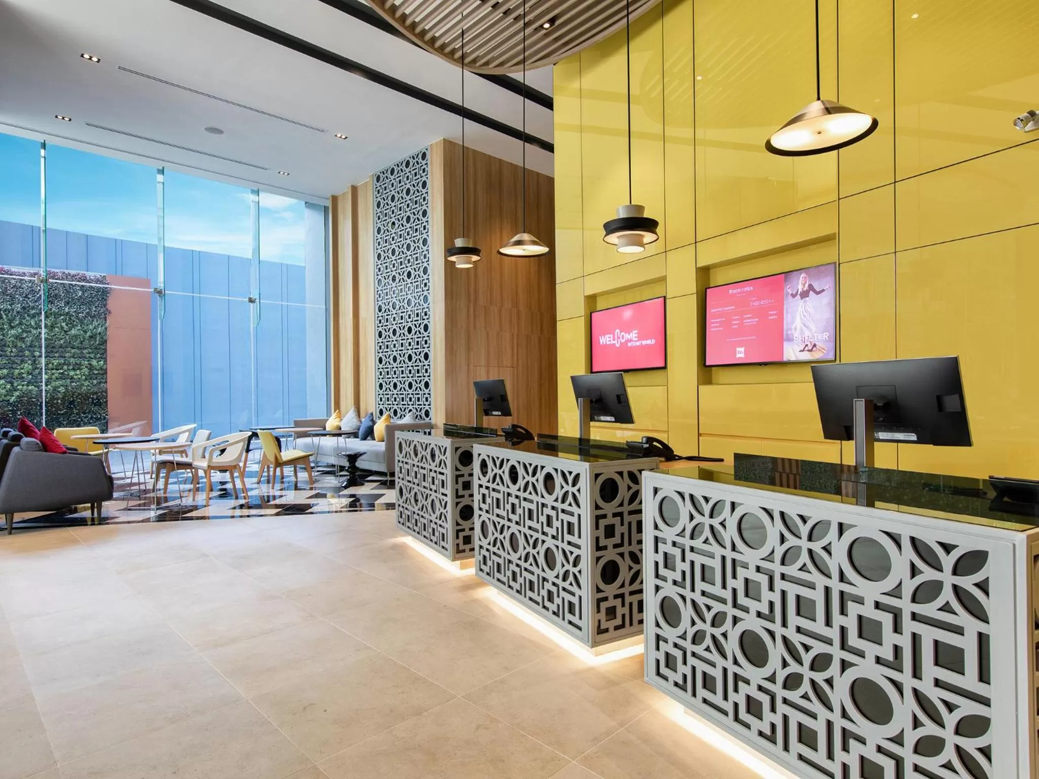 Lobby or reception in ibis Bangkok Sukhumvit 24