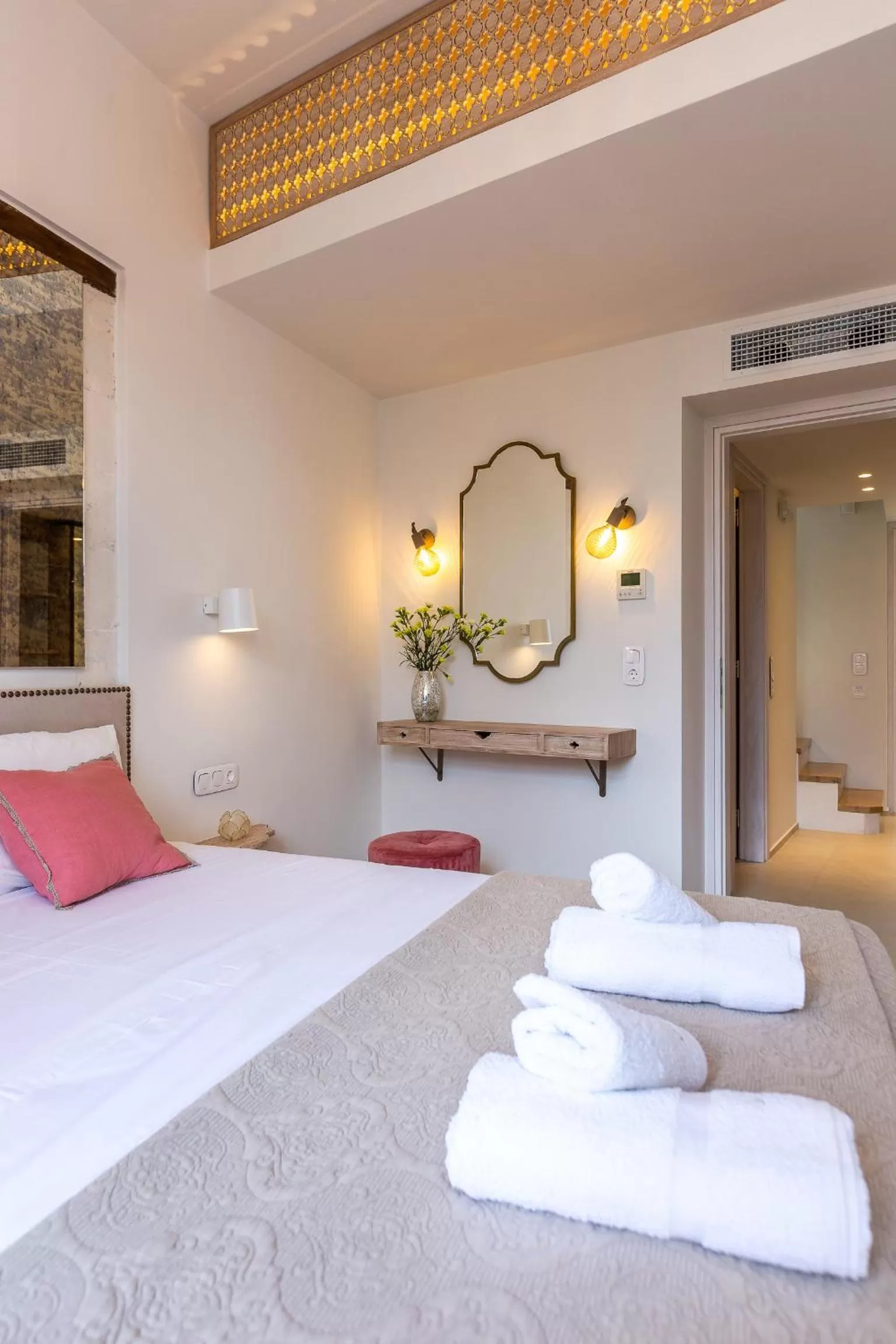 Bed in Neratze Hammam Suites