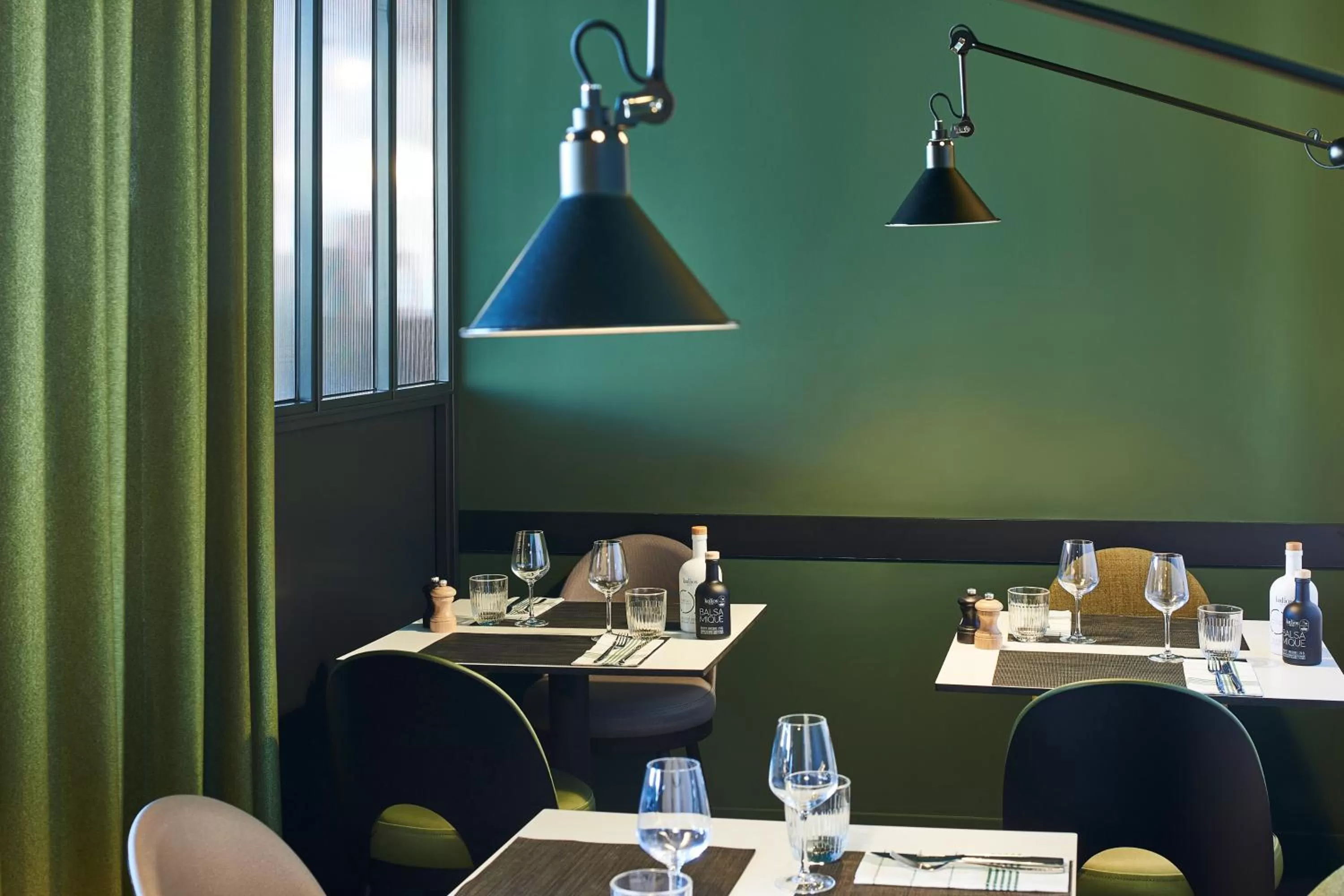 Restaurant/places to eat in Novotel Paris Gare De Lyon