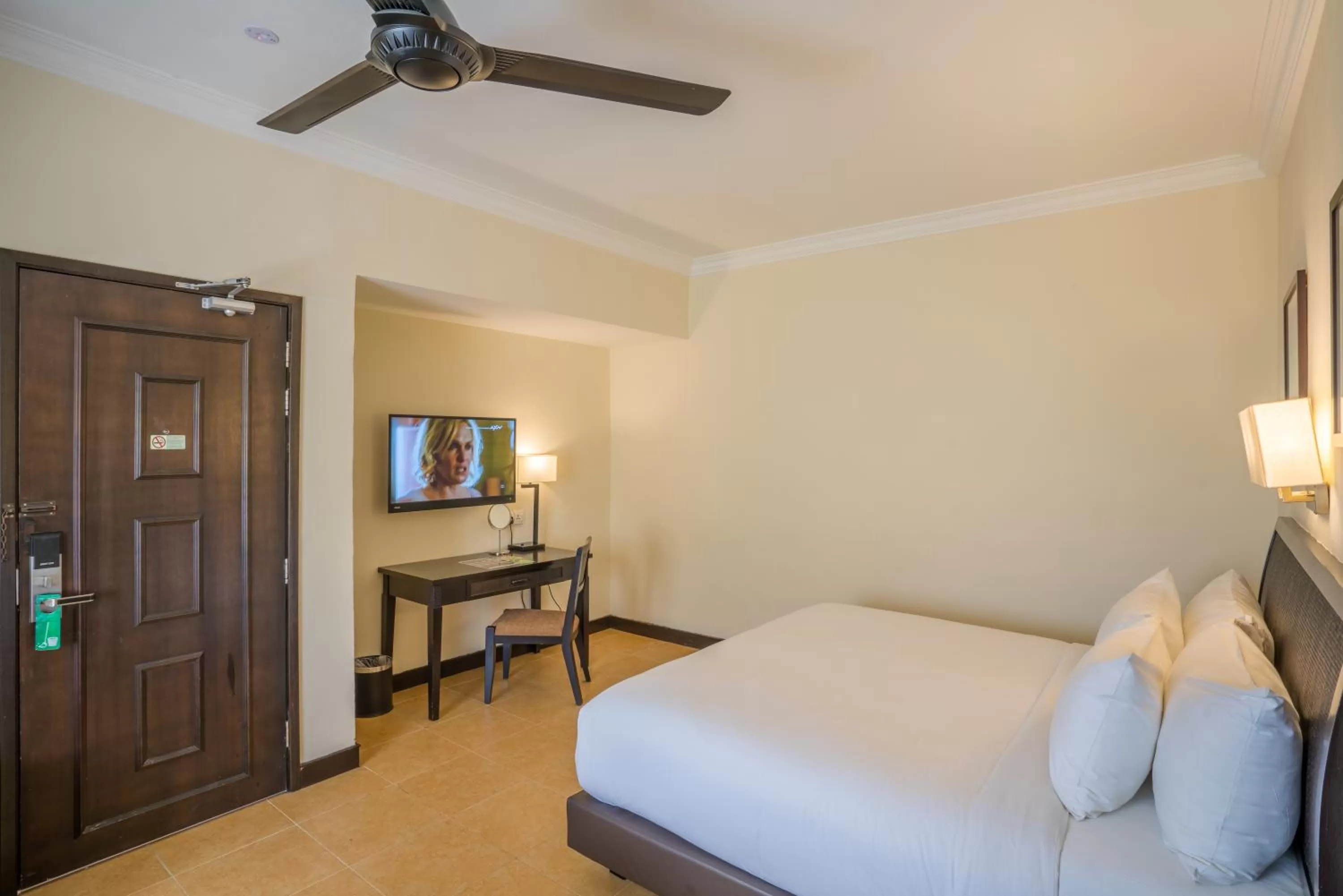 Bed in Camar Resort Langkawi